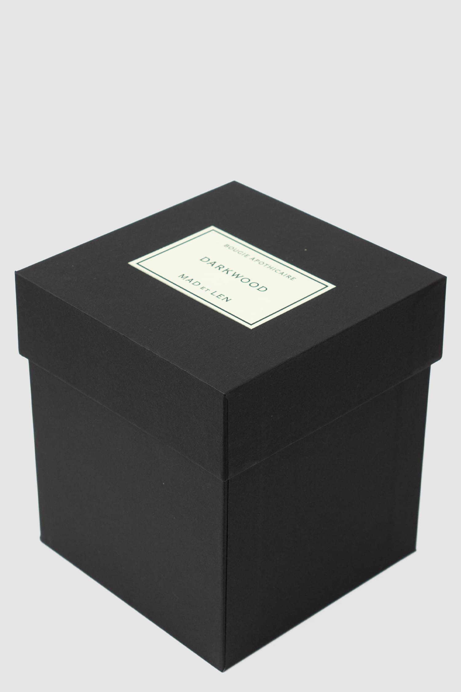 Mad et Len - box view of black Darkwood | Candle Bougie D'Apothicaire - 300g