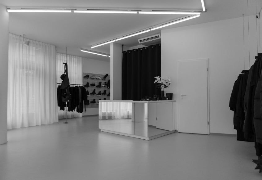MONO-KROM | GALLERY ▶︎ STORE - Berliner Str. 1 - 04105 Leipzig