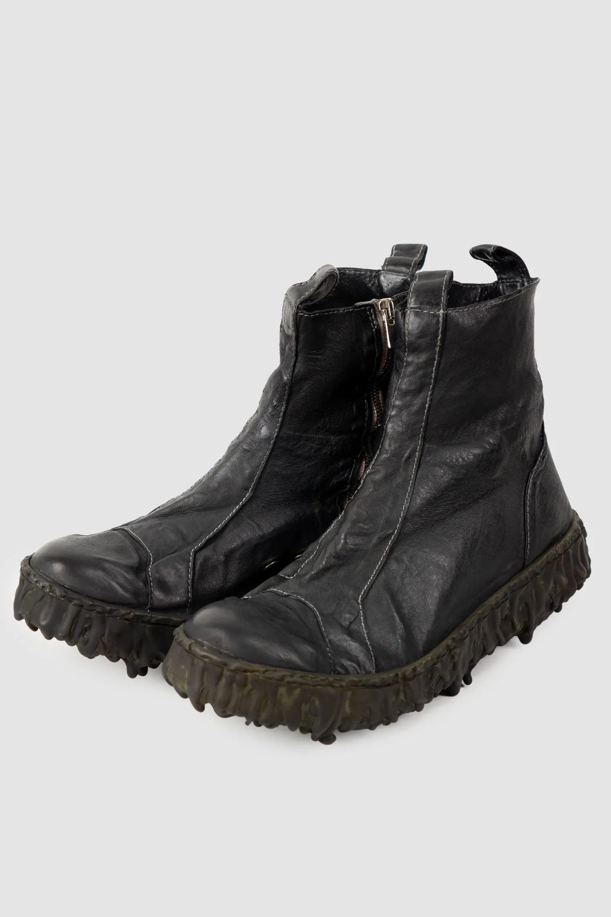 Culture of Brave - Black Chelsea Leather Sneaker - Melt Seal - Pair front left view - MONO-KROM | Gallery Culture of Brave - Black Chelsea Leather Sneaker - Melt Seal - Pair front left view - MONO-KROM | Gallery