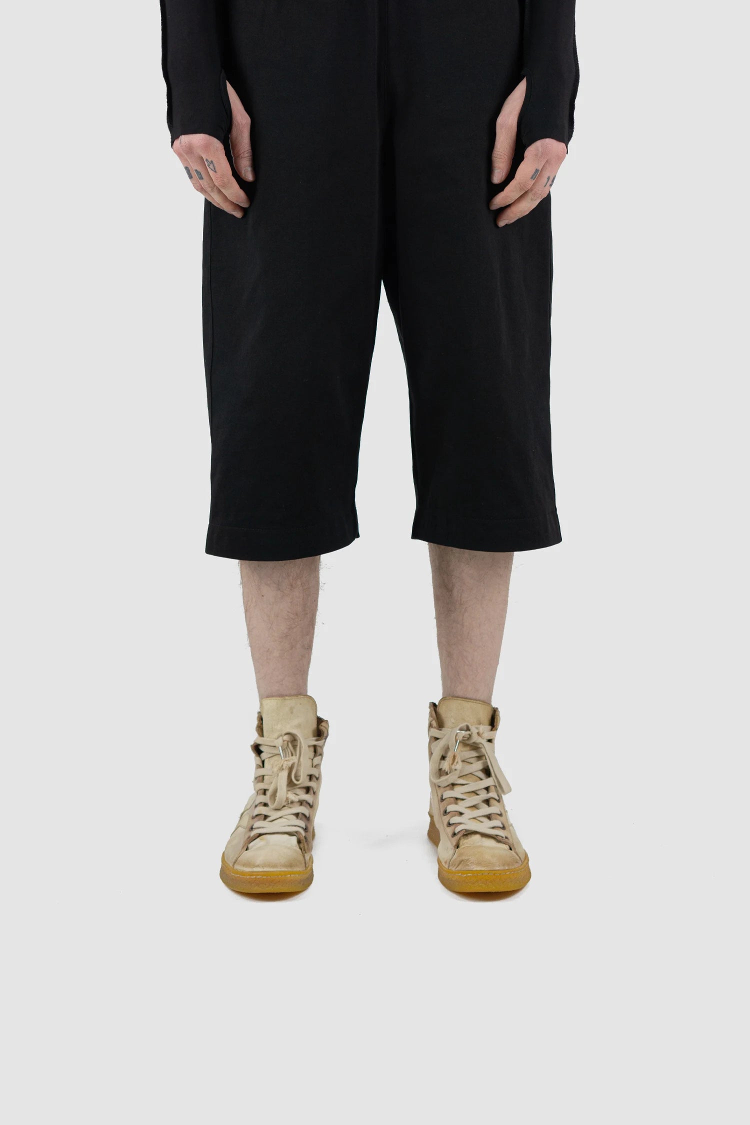 Kreideweißer Grit Mid-Top Sneaker mit Reißverschluss