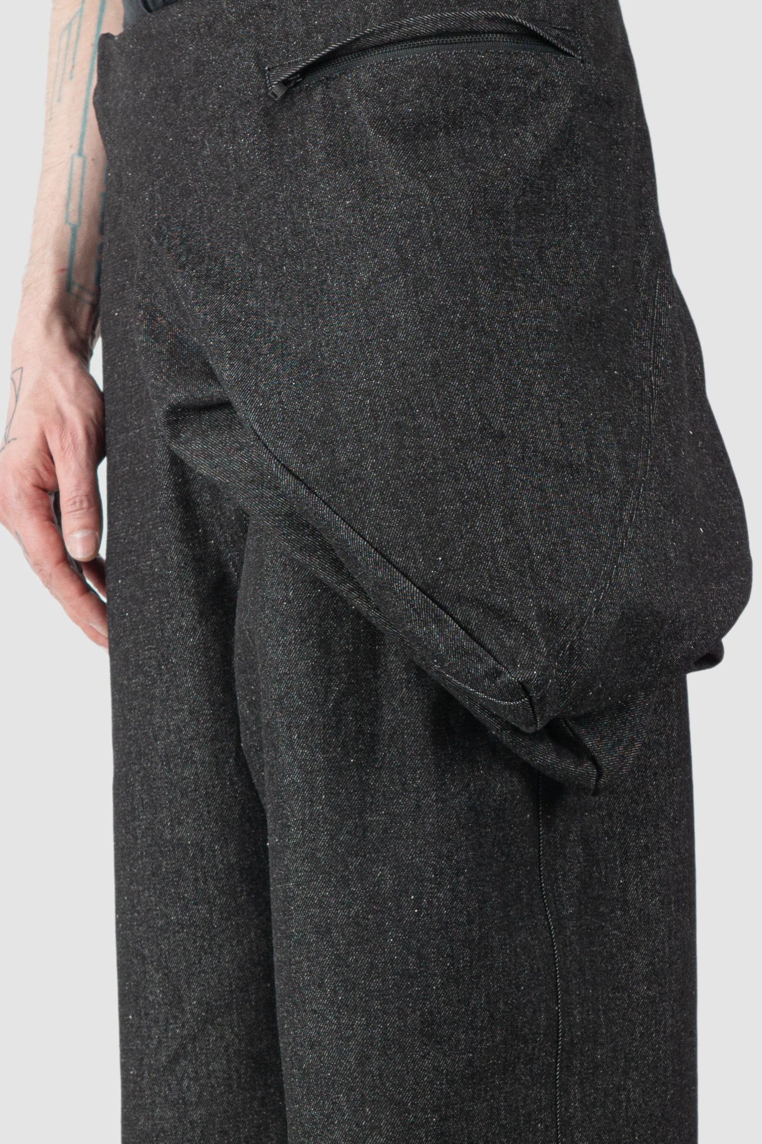 Joe Chia - Men’s Black Washed Denim 3D Pocket Trousers pocket view