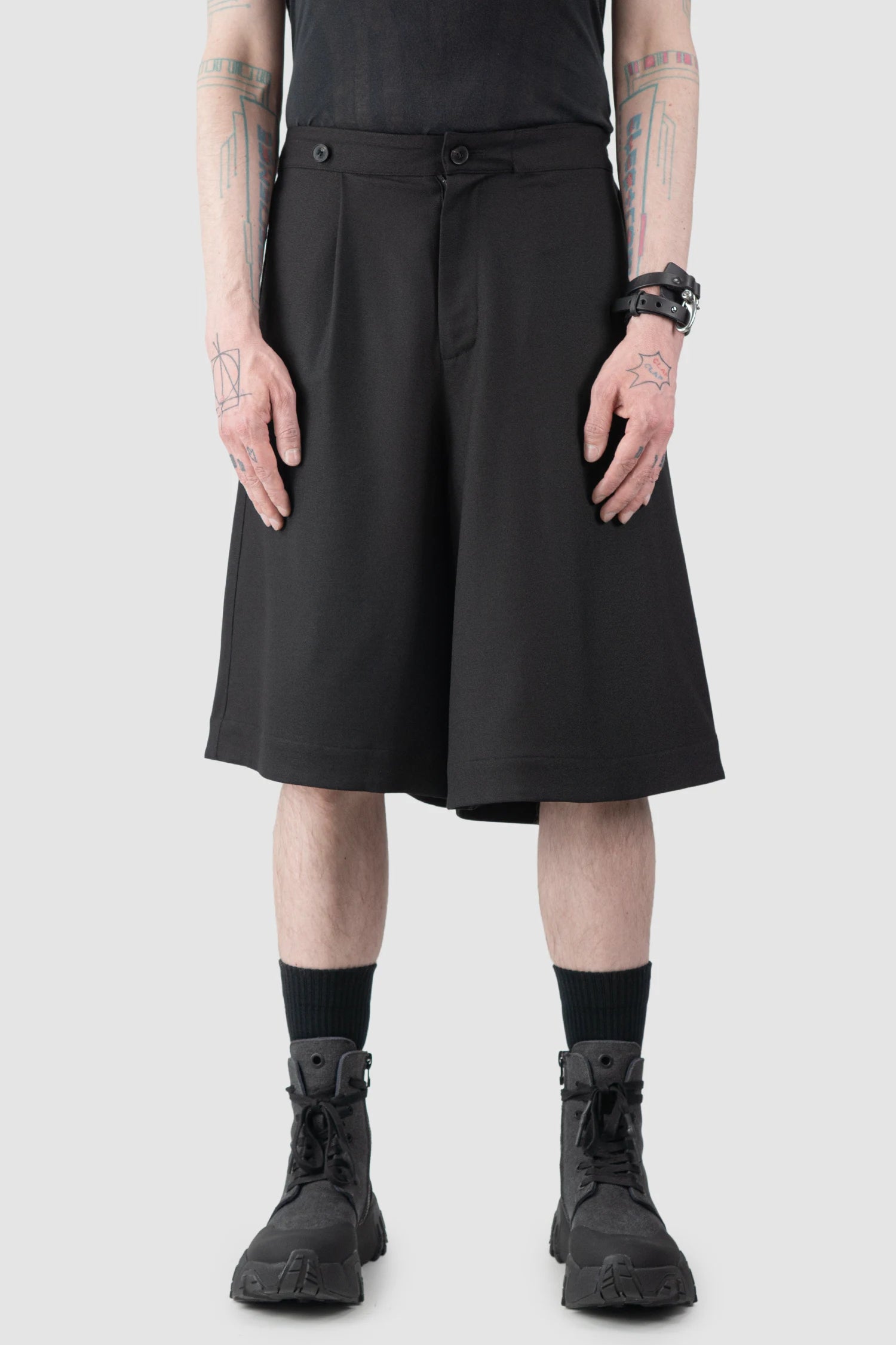 Joe Chia - Men’s Black Wool Linen Skirt Panel Wide Shorts model front normal view
