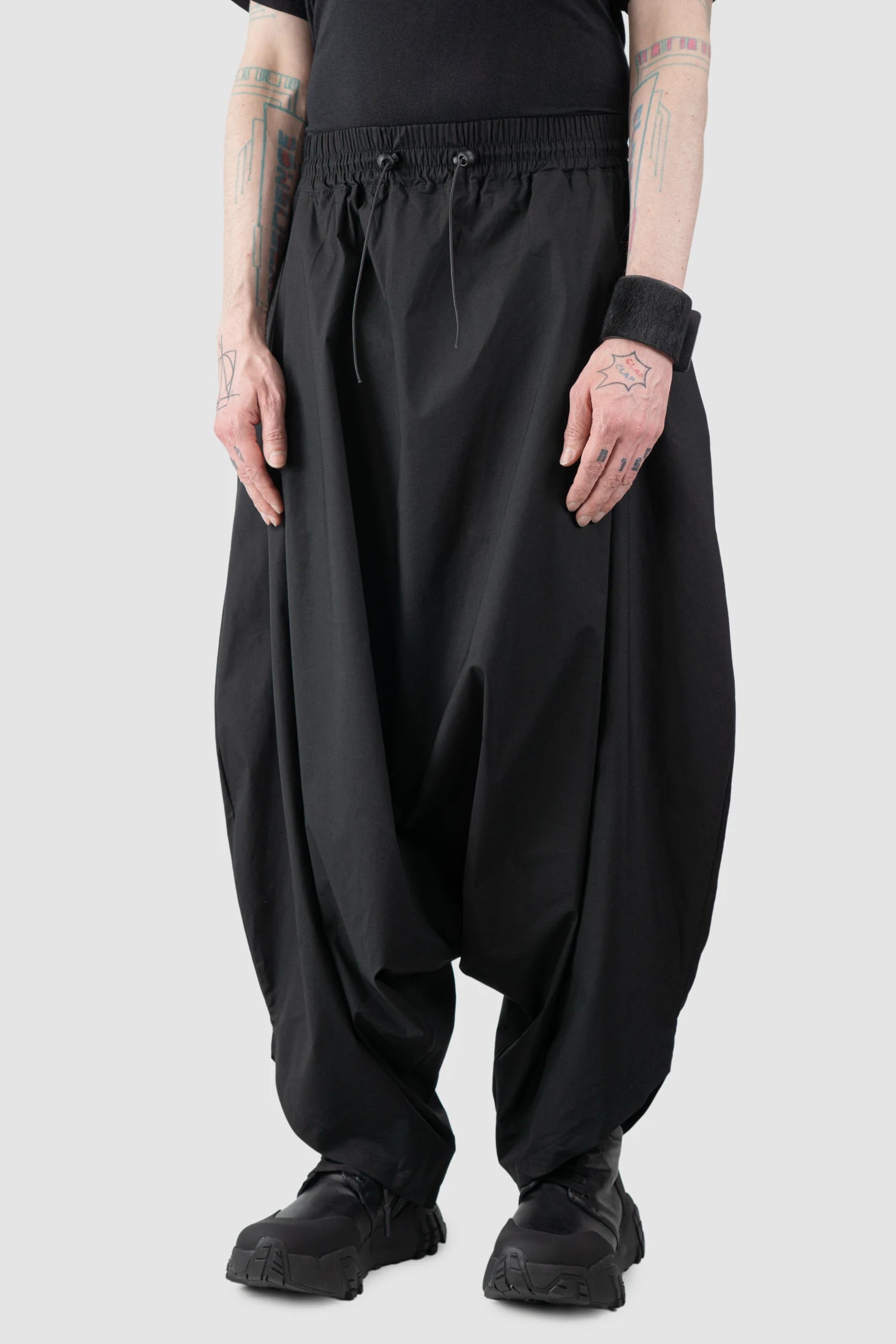 La Haine Inside Us - Men’s Black Oversized Cotton Deep Crotch Pants model side view