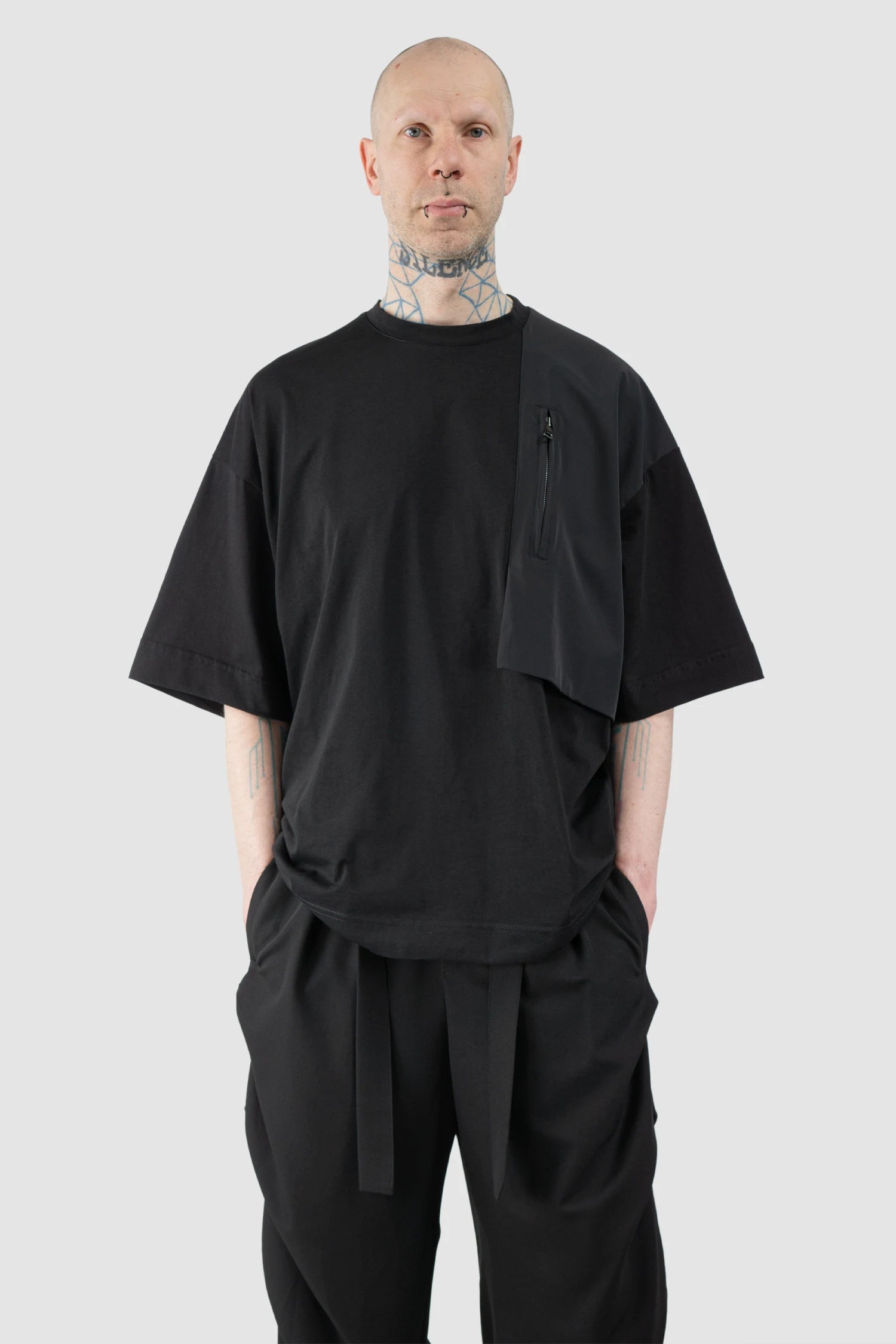 La Haine Inside Us - Men’s Black Oversized Pocket T-Shirt model relaxed view