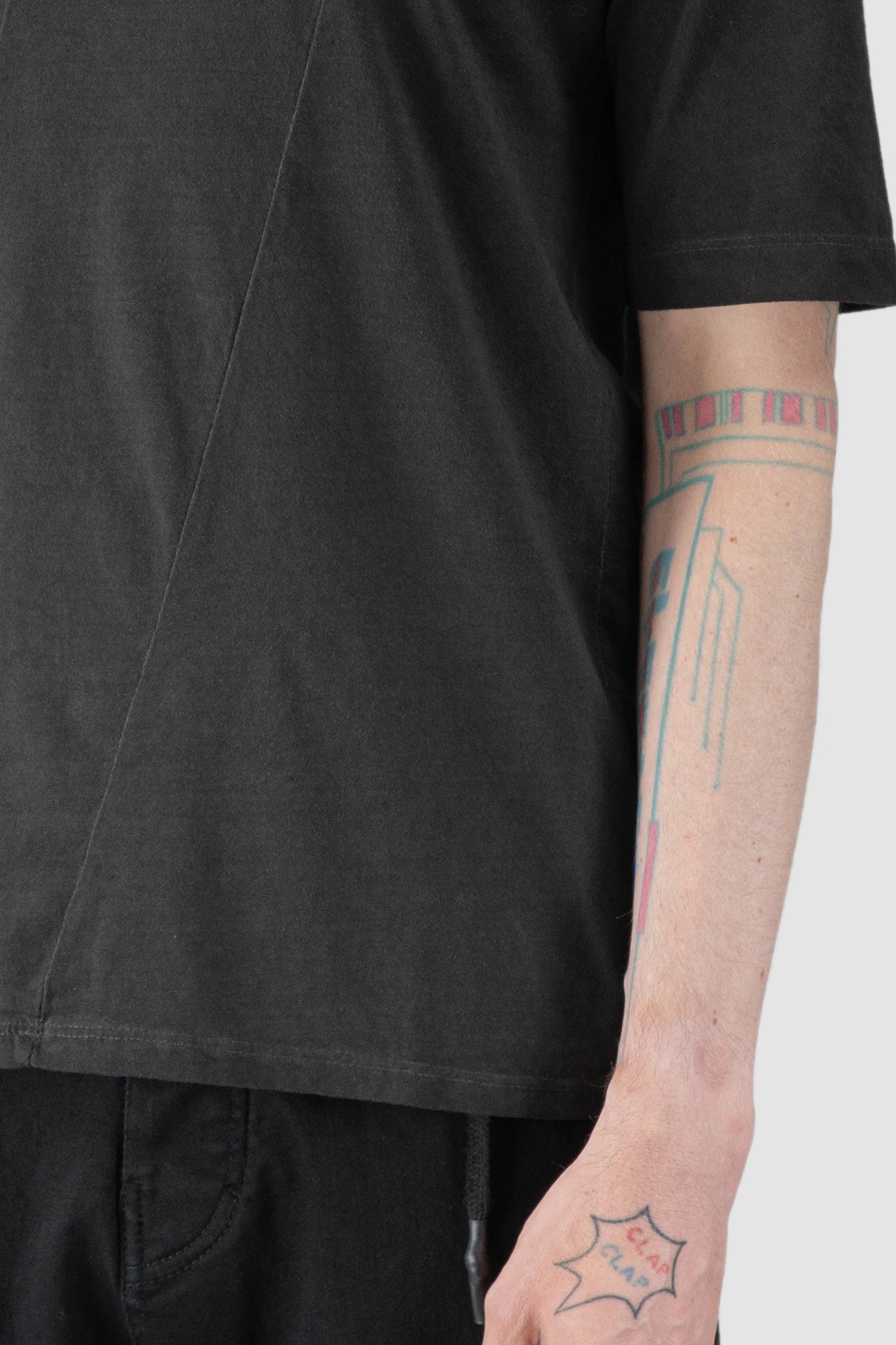 La Haine Inside Us - fabric detail view of men’s FW25 Grey Dyed Elastic Cotton T-Shirt