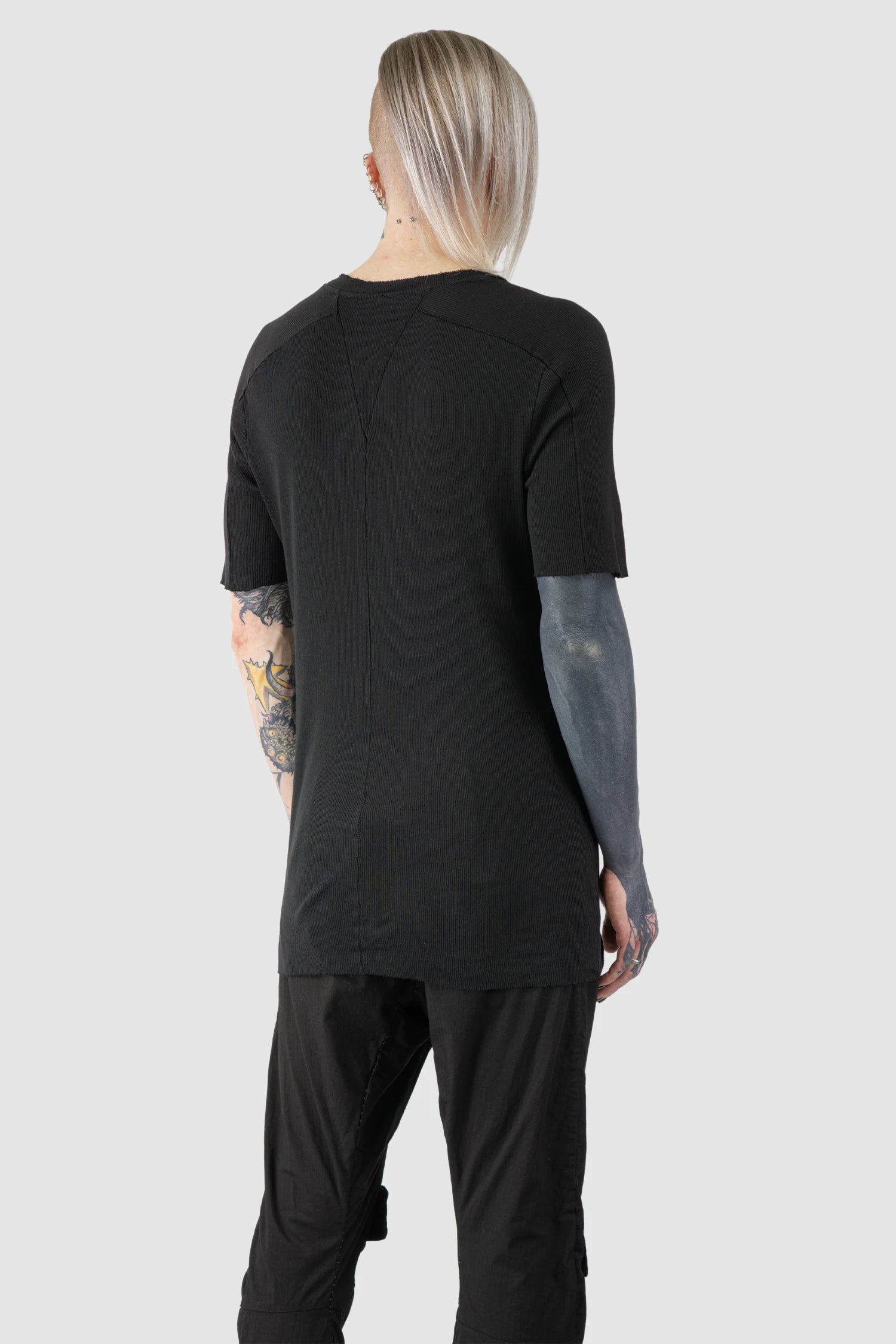 Masnada - Men’s Black Stretch Cotton Rib Raglan T-Shirt model back side view