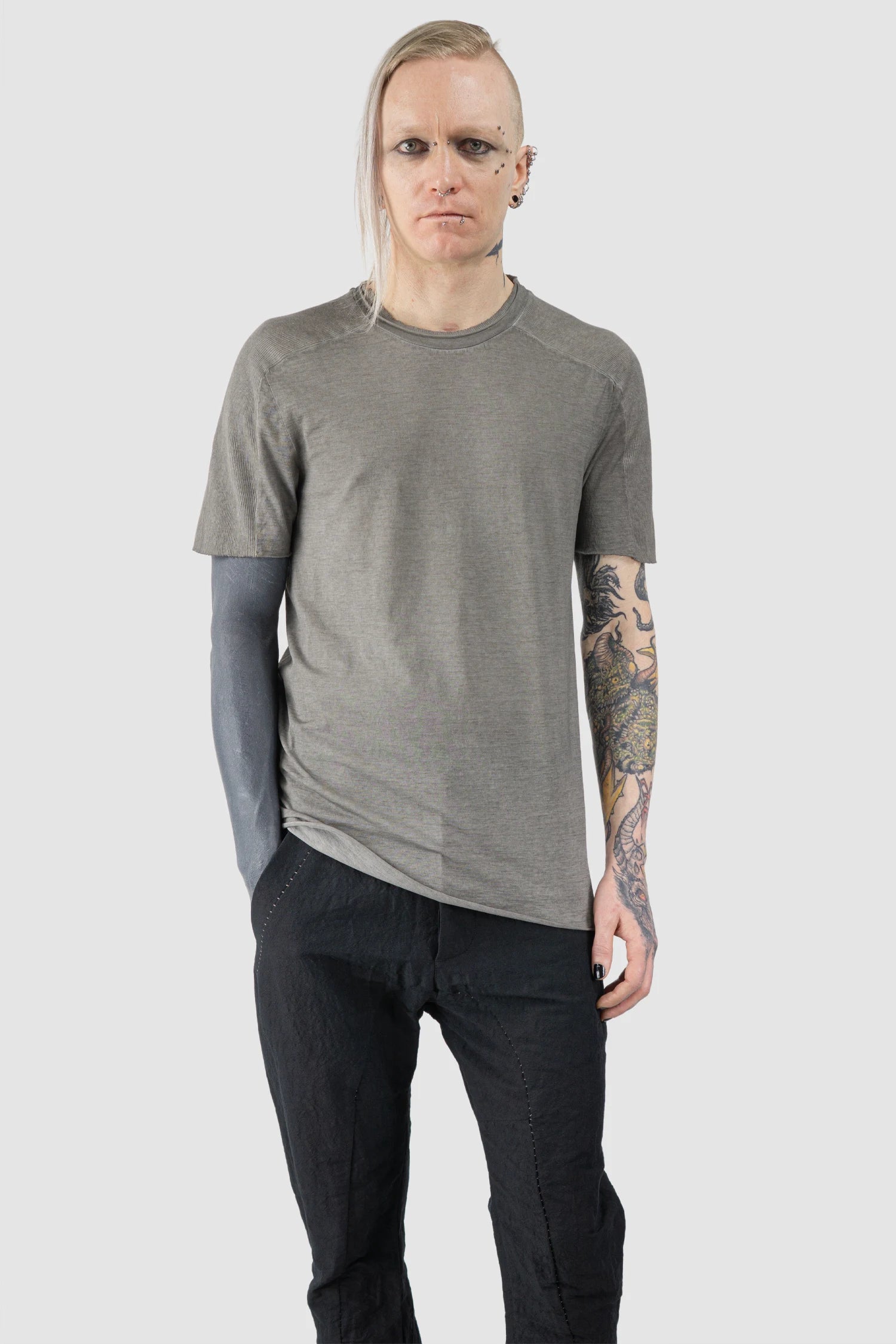 Masnada - Men’s Grey Shoulder Rib Patch T-Shirt model relaxed view