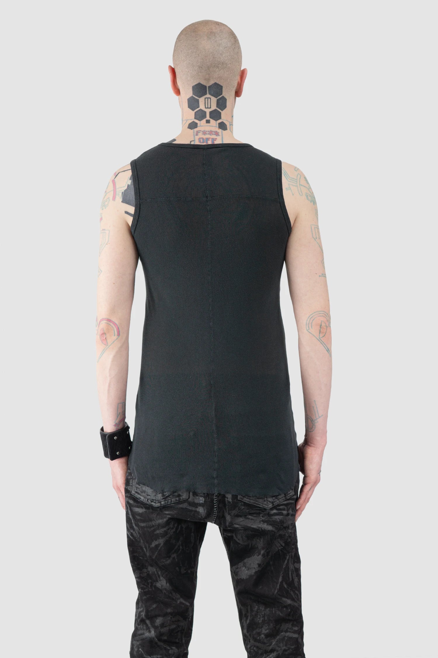 MD75 - Men’s Black Washed Cotton Rib Tank Top model back view