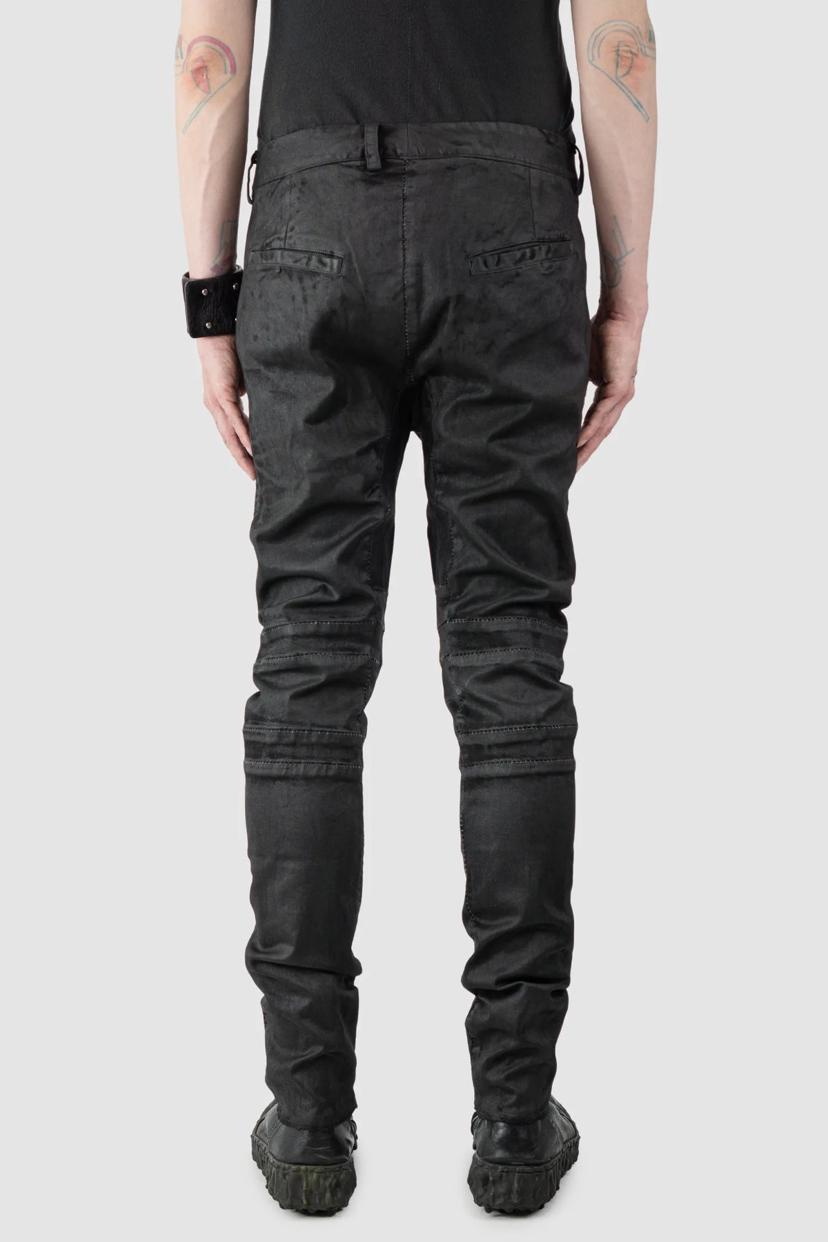 MD75 - Men's Black Waxed Stretch Denim Knee Detail Jeans - model back view MD75 - Men's Black Waxed Stretch Denim Knee Detail Jeans - model back view