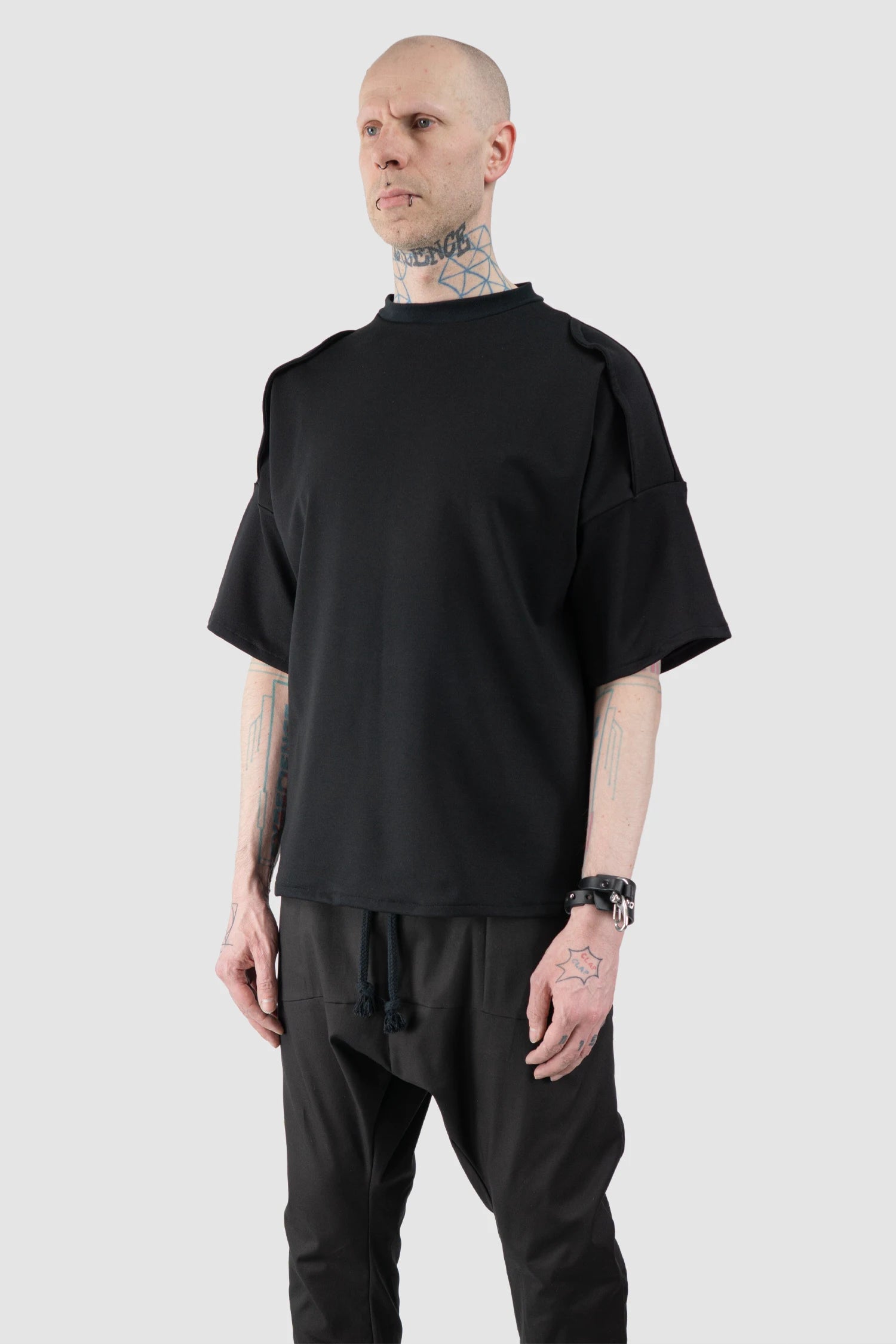 Obectra - Men’s Black Oversized Shoulder Panel Viscose T-Shirt model front side view