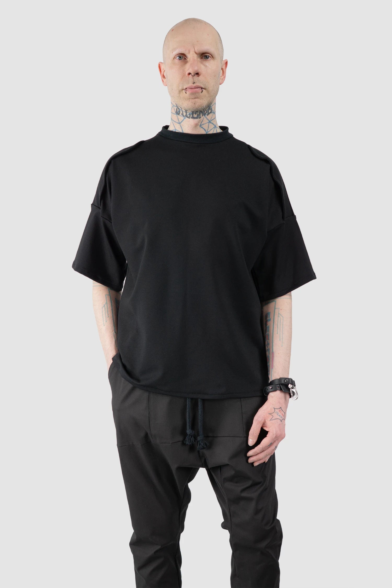 Obectra - Men’s Black Oversized Shoulder Panel Viscose T-Shirt model relaxed view