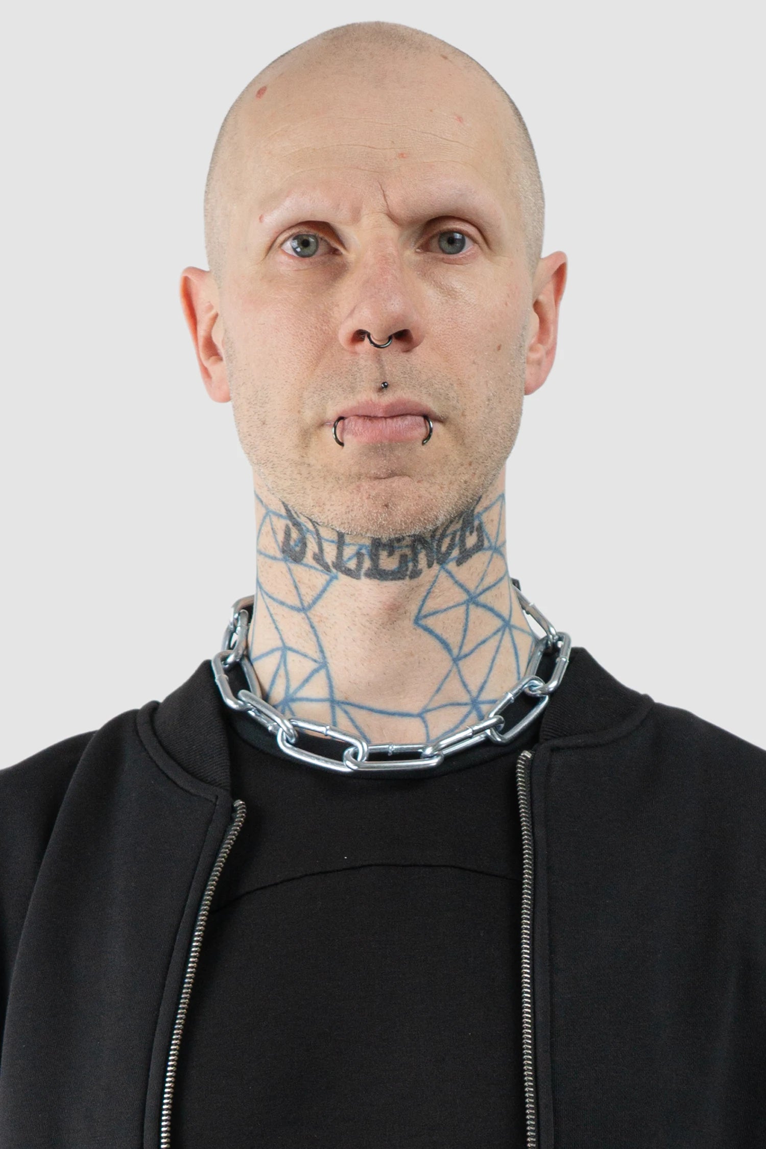 Obectra - Men’s Silver Chain Choker with Leather Buckle model front view