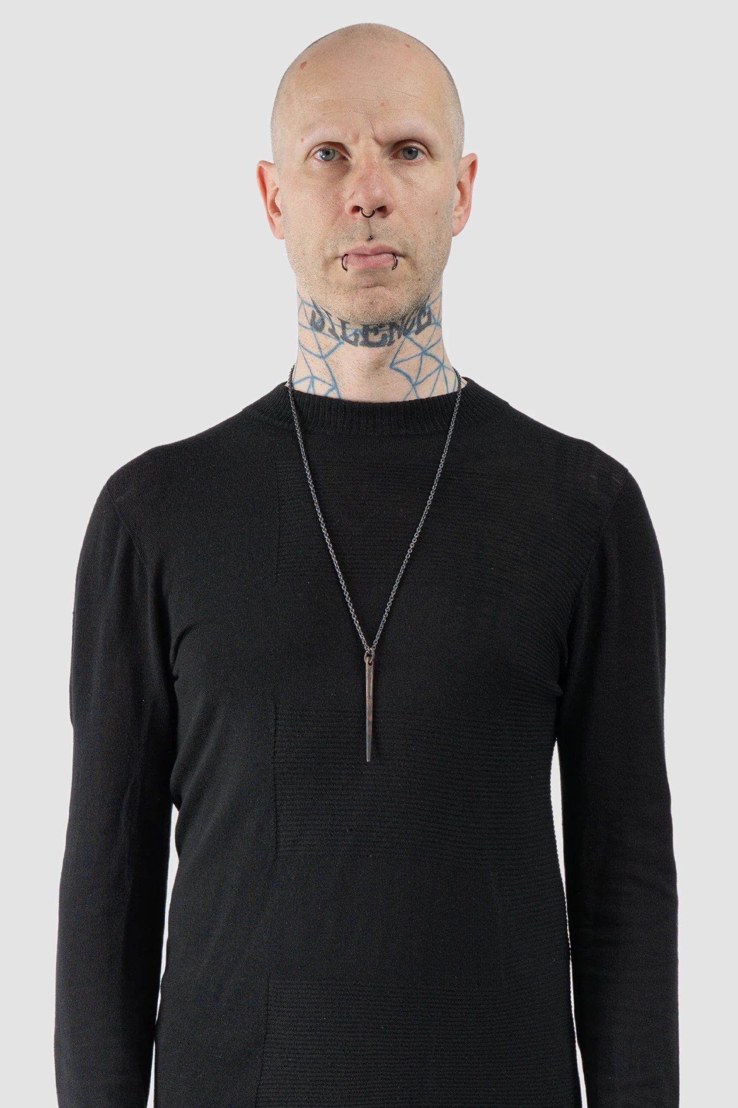 Parts of Four - Dirty Brass Black Sterling Silver Spike Necklace - Model front view - MONO-KROM Gallery Parts of Four - Dirty Brass Black Sterling Silver Spike Necklace - Model front view - MONO-KROM Gallery