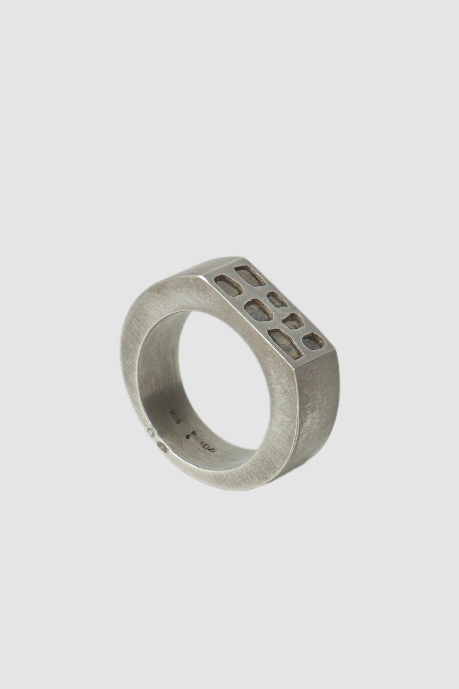 Parts of Four – Dirty Silver Rough Diamond Mega Pavé Crescent Ring 9 mm - standing right view Parts of Four – Dirty Silver Rough Diamond Mega Pavé Crescent Ring 9 mm - standing right view