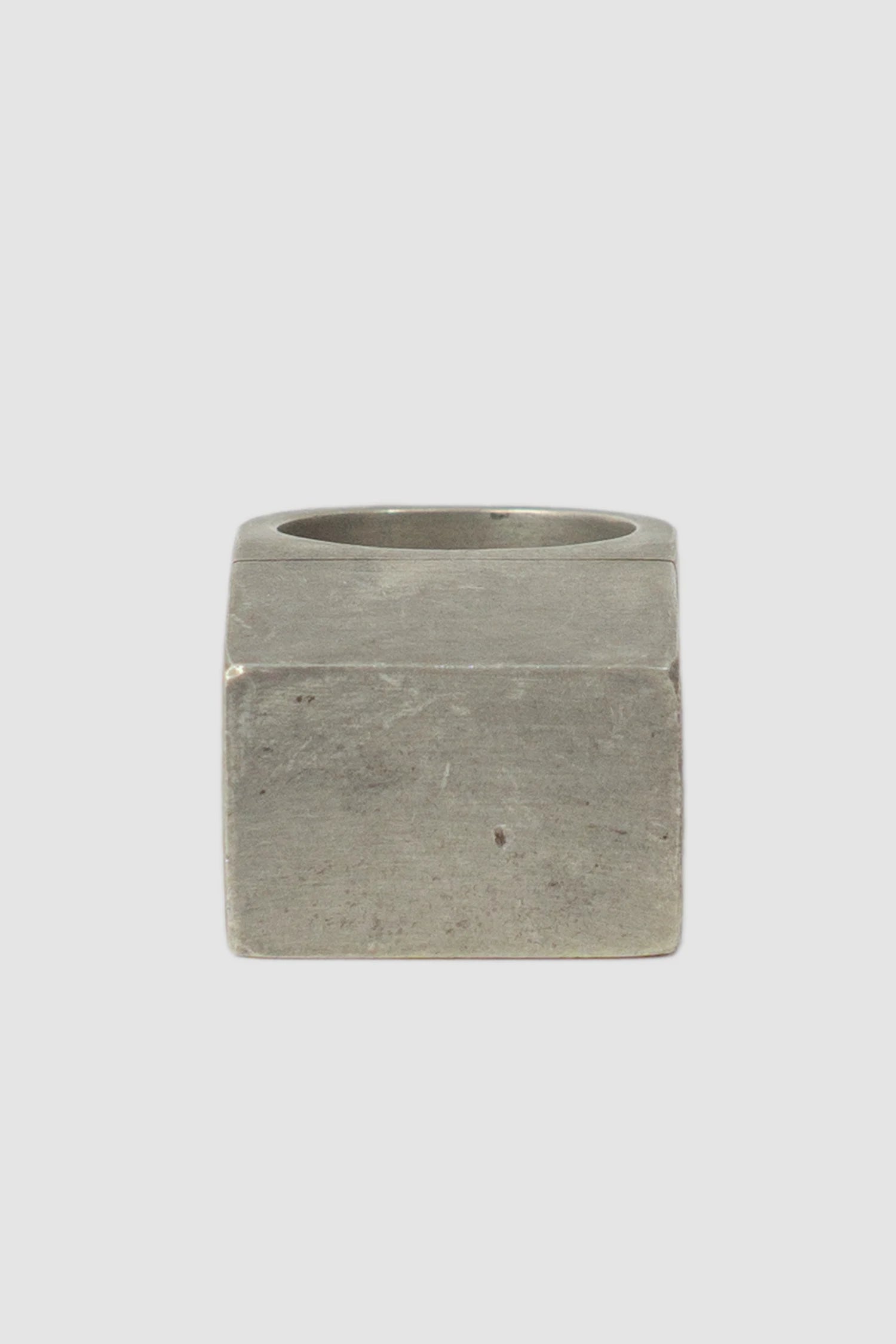 Parts of Four – Dirty Sterling Silver Cube Geo Ring 17 mm - flat view - MONO-KROM Gallery Parts of Four – Dirty Sterling Silver Cube Geo Ring 17 mm - flat view - MONO-KROM Gallery