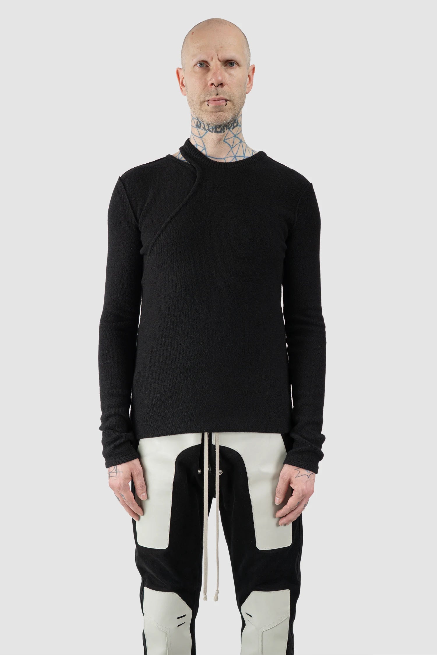 Rick Owens - Black Cashmere Banana Ziggy Knit Sweater FW20 "Performa" - model front view Rick Owens - Black Cashmere Banana Ziggy Knit Sweater FW20 "Performa" - model front view