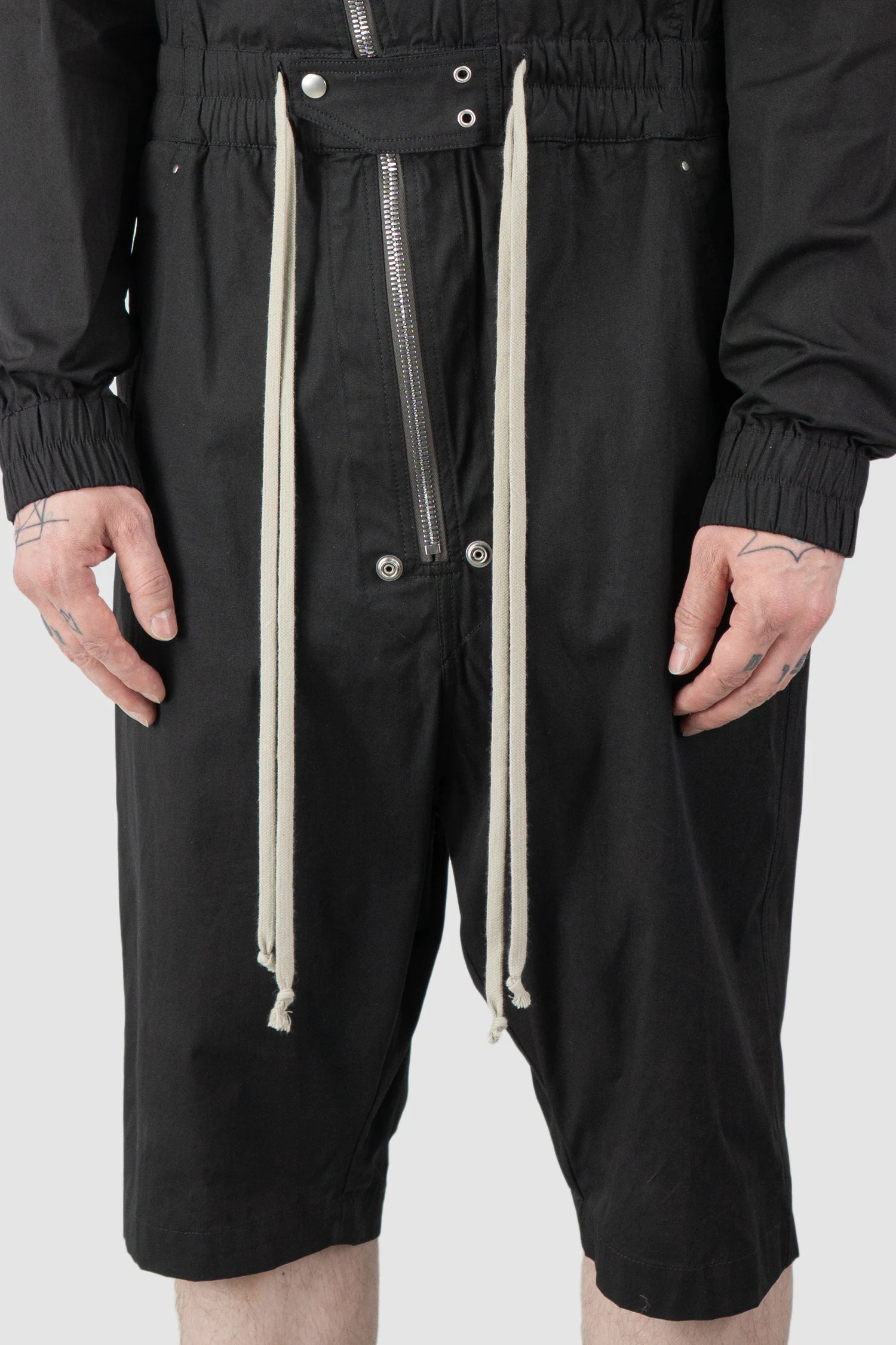 Rick Owens - Black Short Gary Flightsuit SS21 "Phlegeton" - waist detail view Rick Owens - Black Short Gary Flightsuit SS21 "Phlegeton" - waist detail view