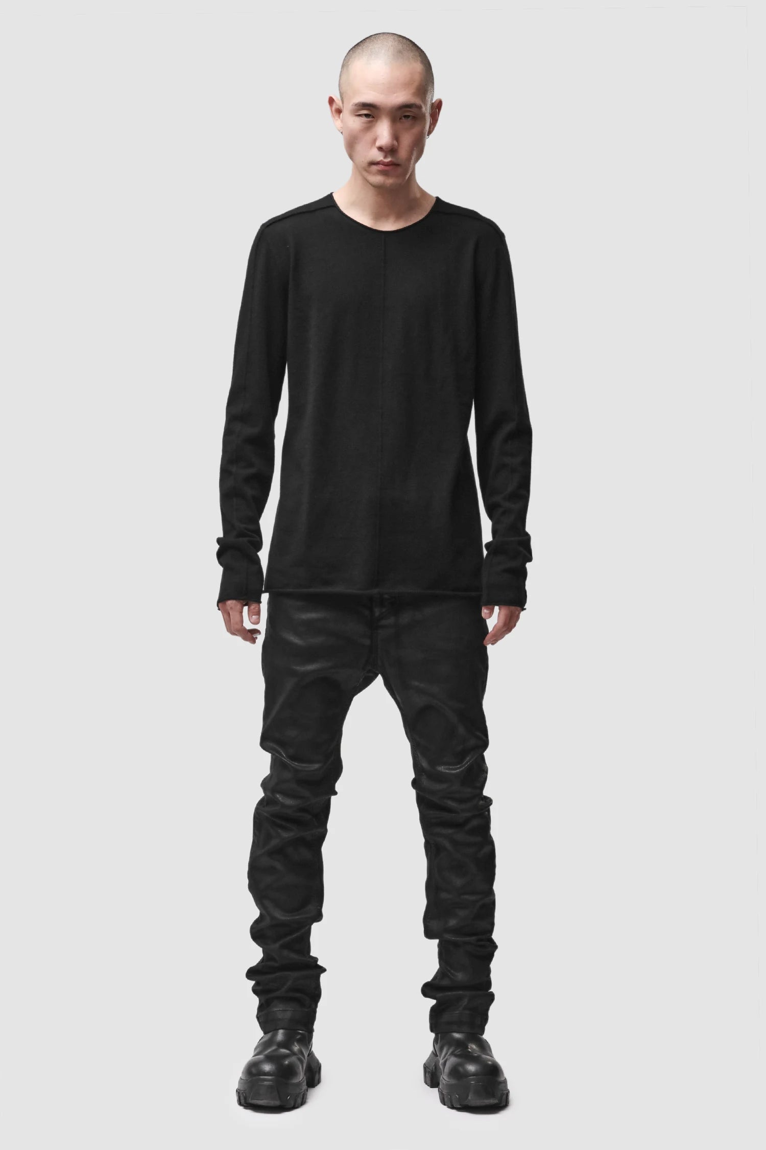 Thom Krom - Men’s Black Coated Slim Fit Denim Jeans M-T-107 model full front view Thom Krom - Men’s Black Coated Slim Fit Denim Jeans M-T-107 model full front view