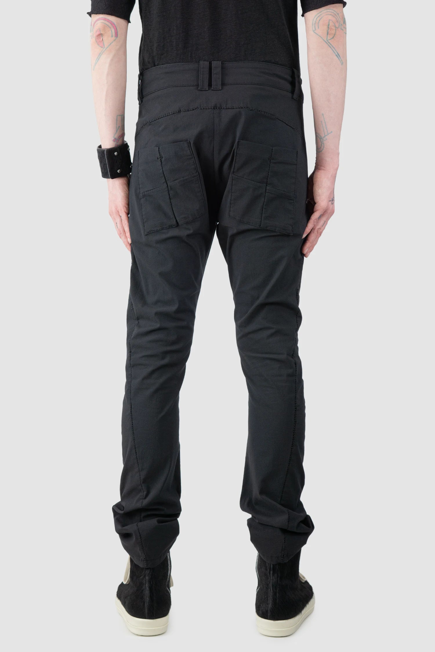 Thom Krom - Men’s Black Light Scar Stitched Cotton Pants M-T-104 model back view