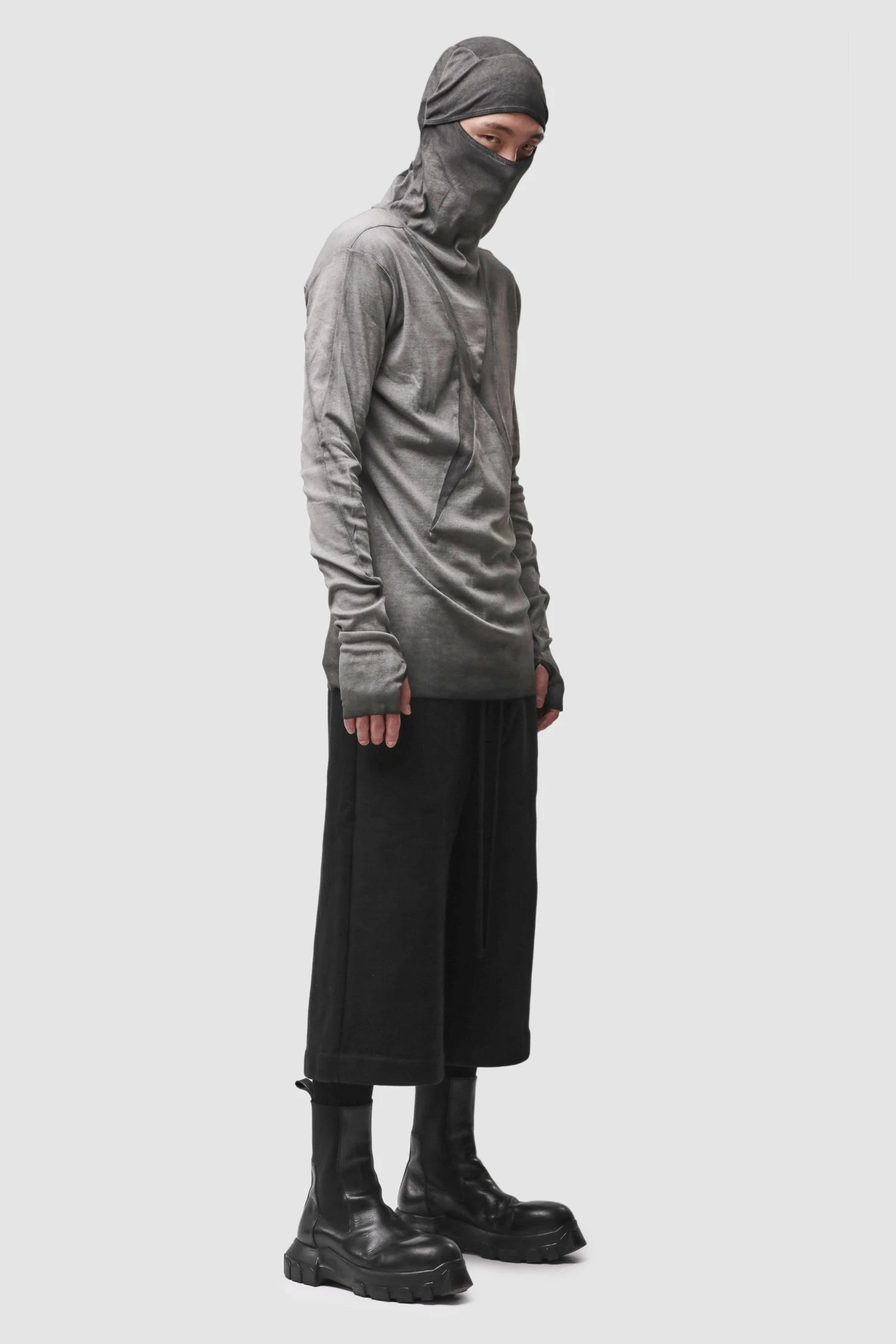 Thom Krom - Men’s Cold Dye Grey Cotton Balaclava Hooded Long Sleeve M-TS-985 model full side view Thom Krom - Men’s Cold Dye Grey Cotton Balaclava Hooded Long Sleeve M-TS-985 model full side view