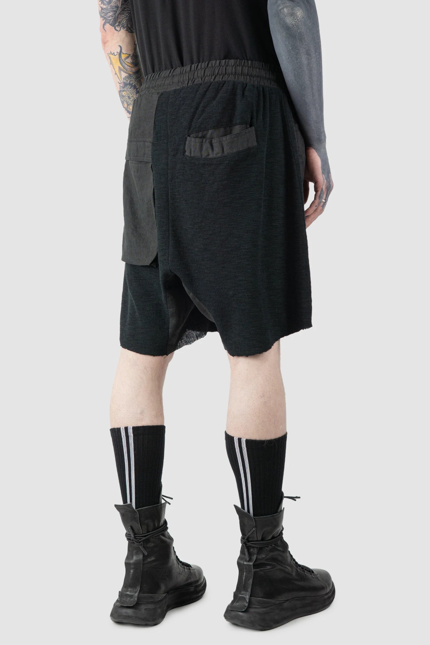 Thom Krom - Men’s Black Contrast Stripe Organic Cotton Socks model back side view