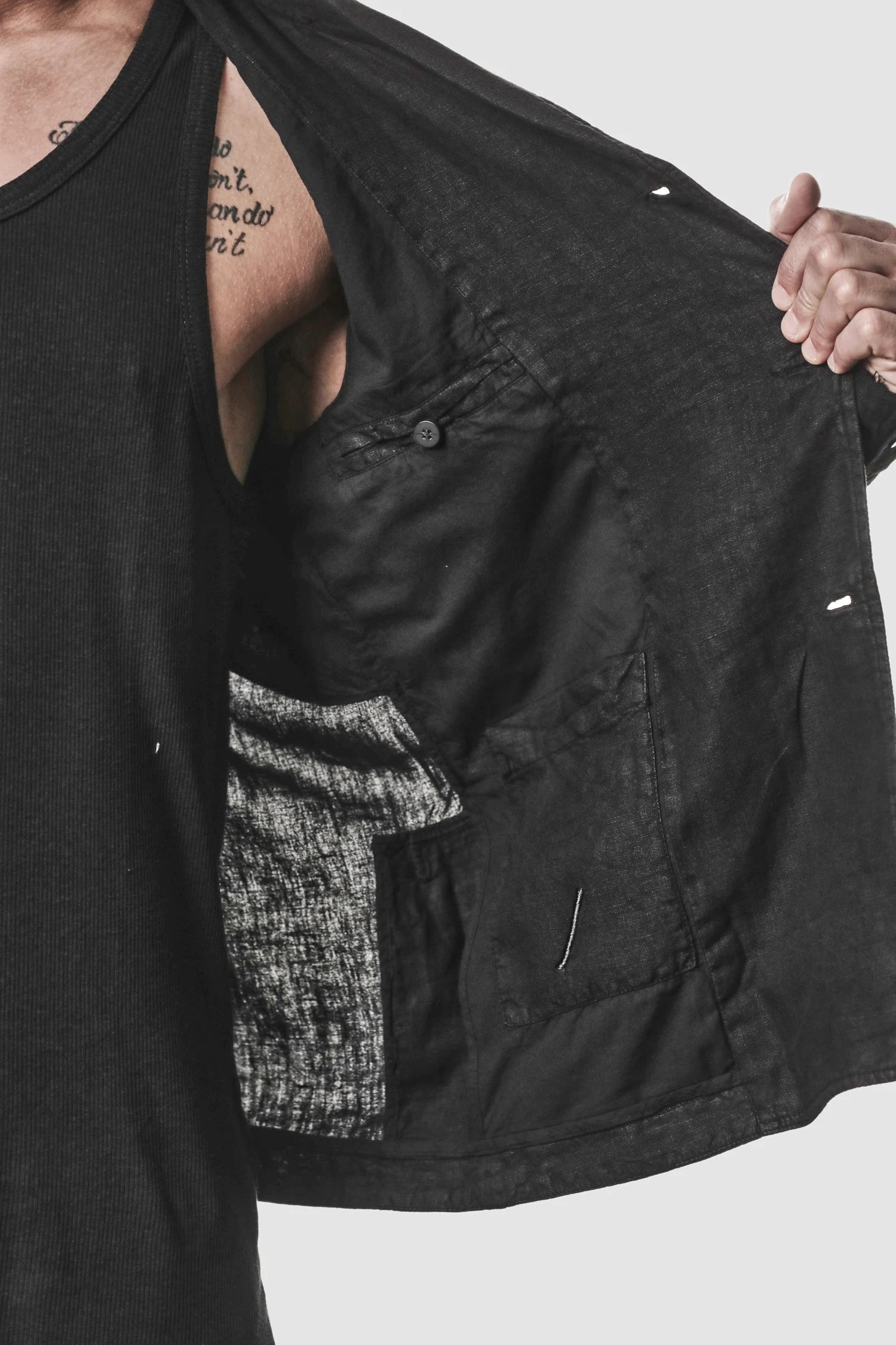 Schwarzer gewebter Leinen-Blazer