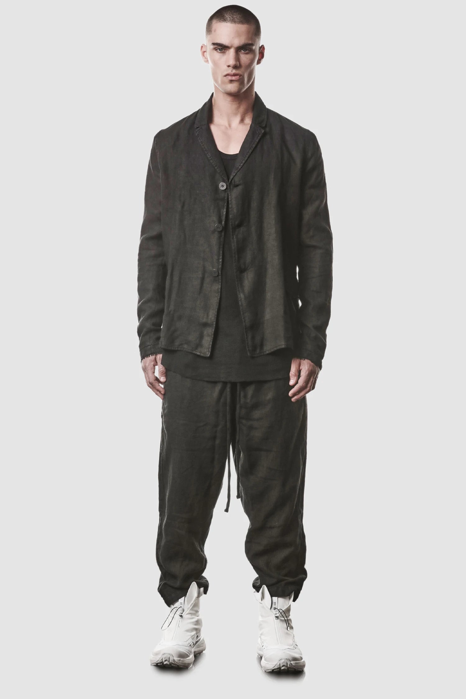 Schwarzer gewebter Leinen-Blazer