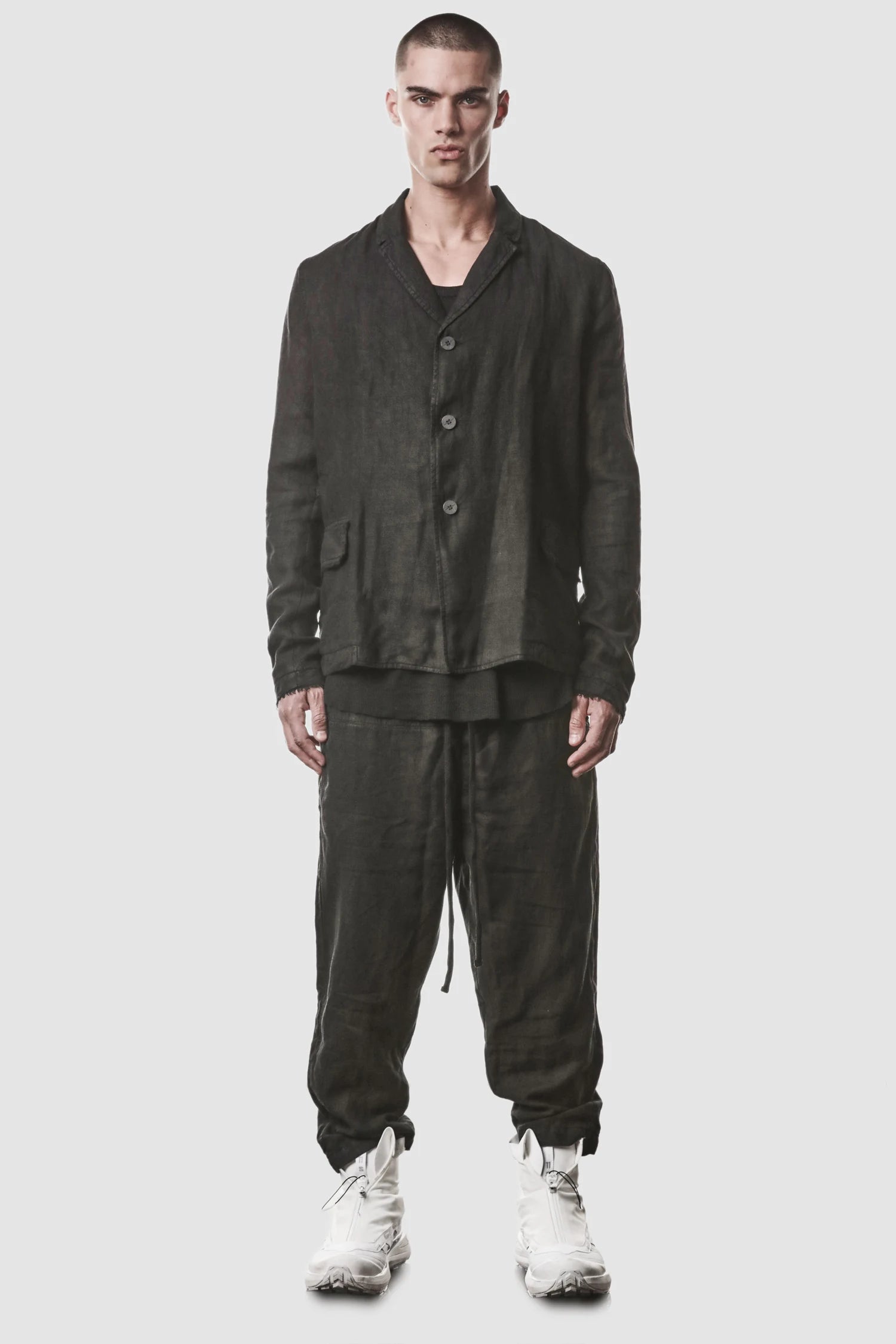 Schwarzer gewebter Leinen-Blazer