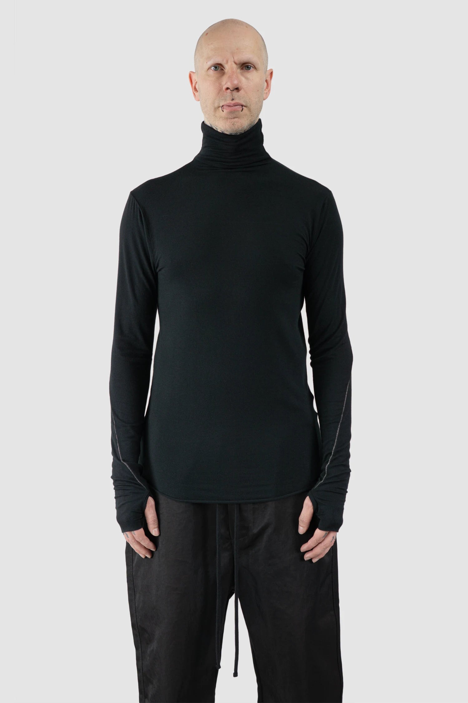 Thom Krom – Men's Black Cashmere Blend Turtleneck Long Sleeve - model front view - MONO-KROM | Gallery Thom Krom – Men's Black Cashmere Blend Turtleneck Long Sleeve - model front view - MONO-KROM | Gallery