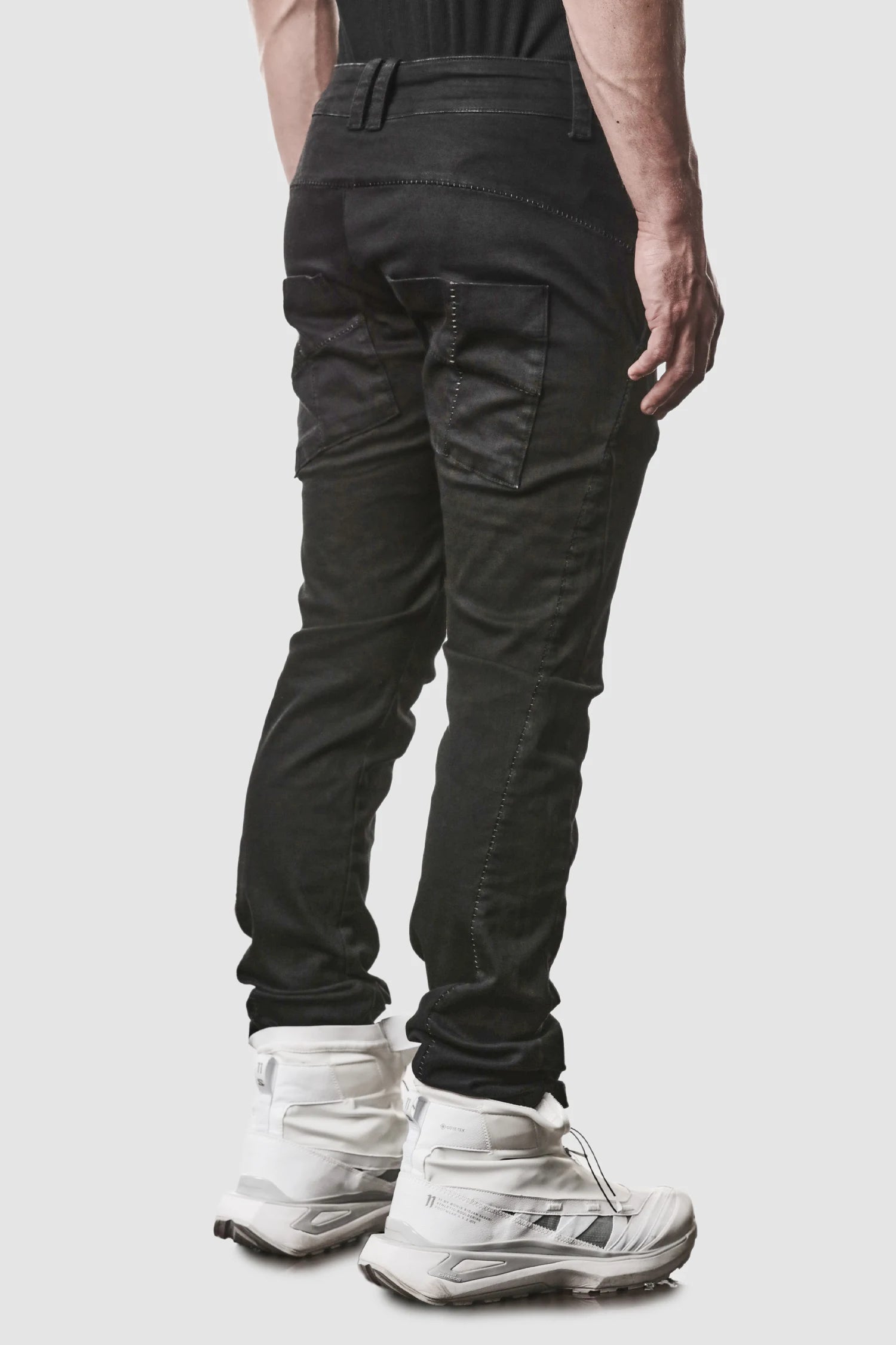 Schwarze Stretch-Denim-Hose