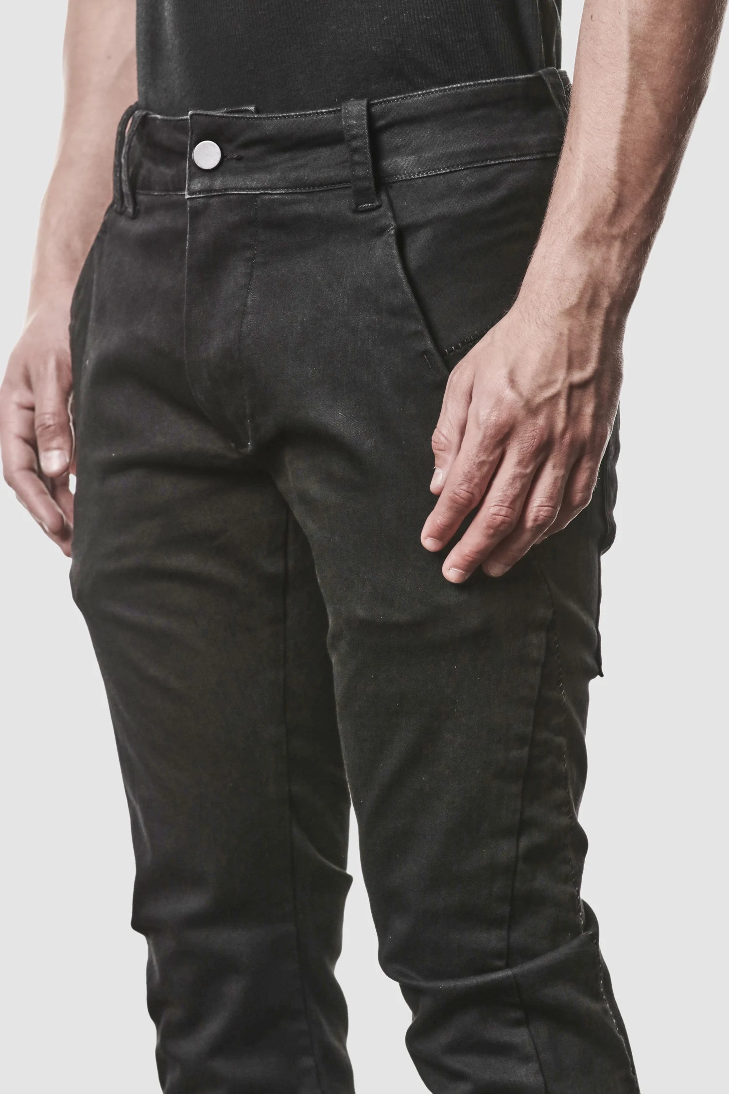 Schwarze Stretch-Denim-Hose