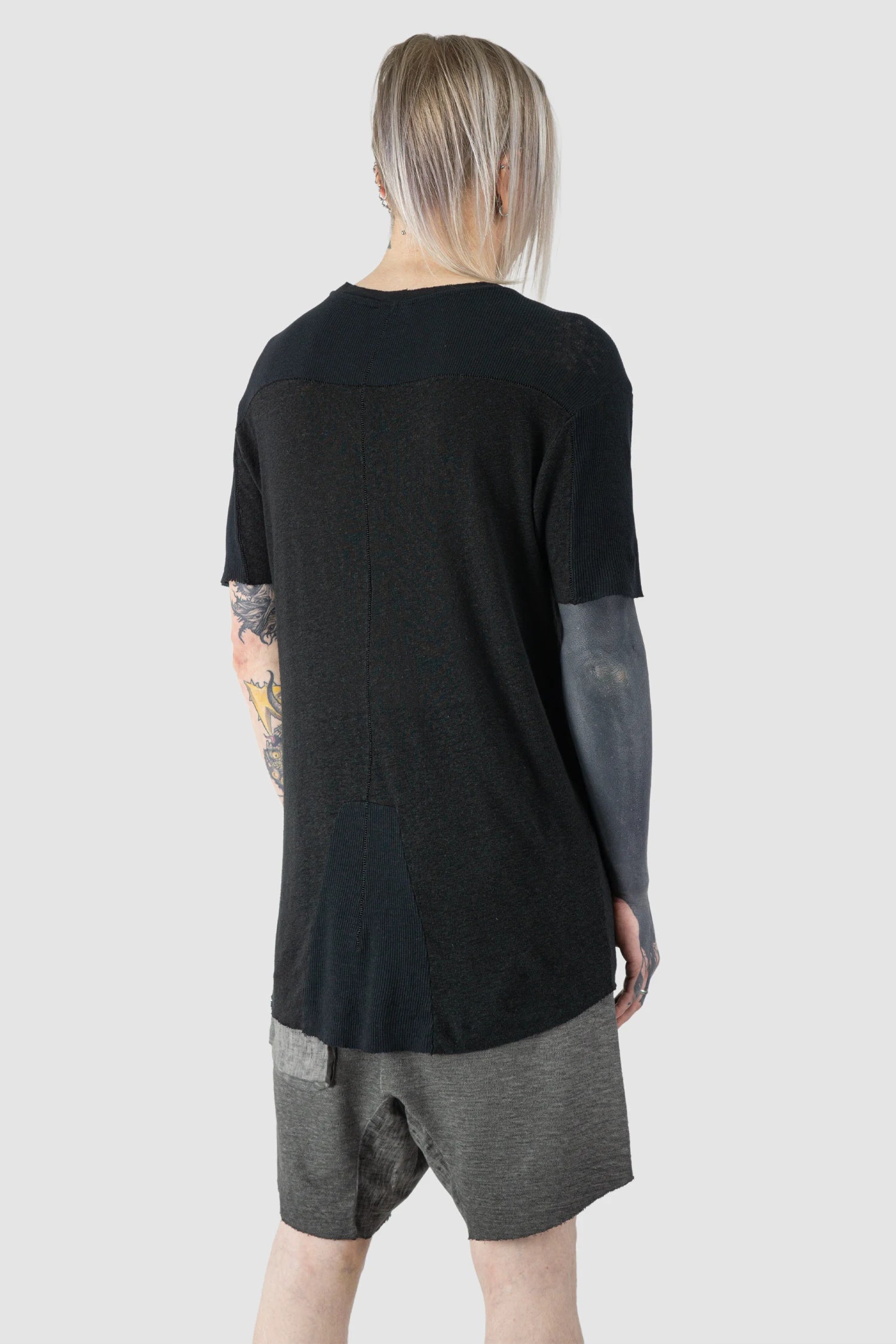 Thom Krom - Men’s Black Linen-Viscose Mix Jersey T-Shirt M-TS-927 model back side view