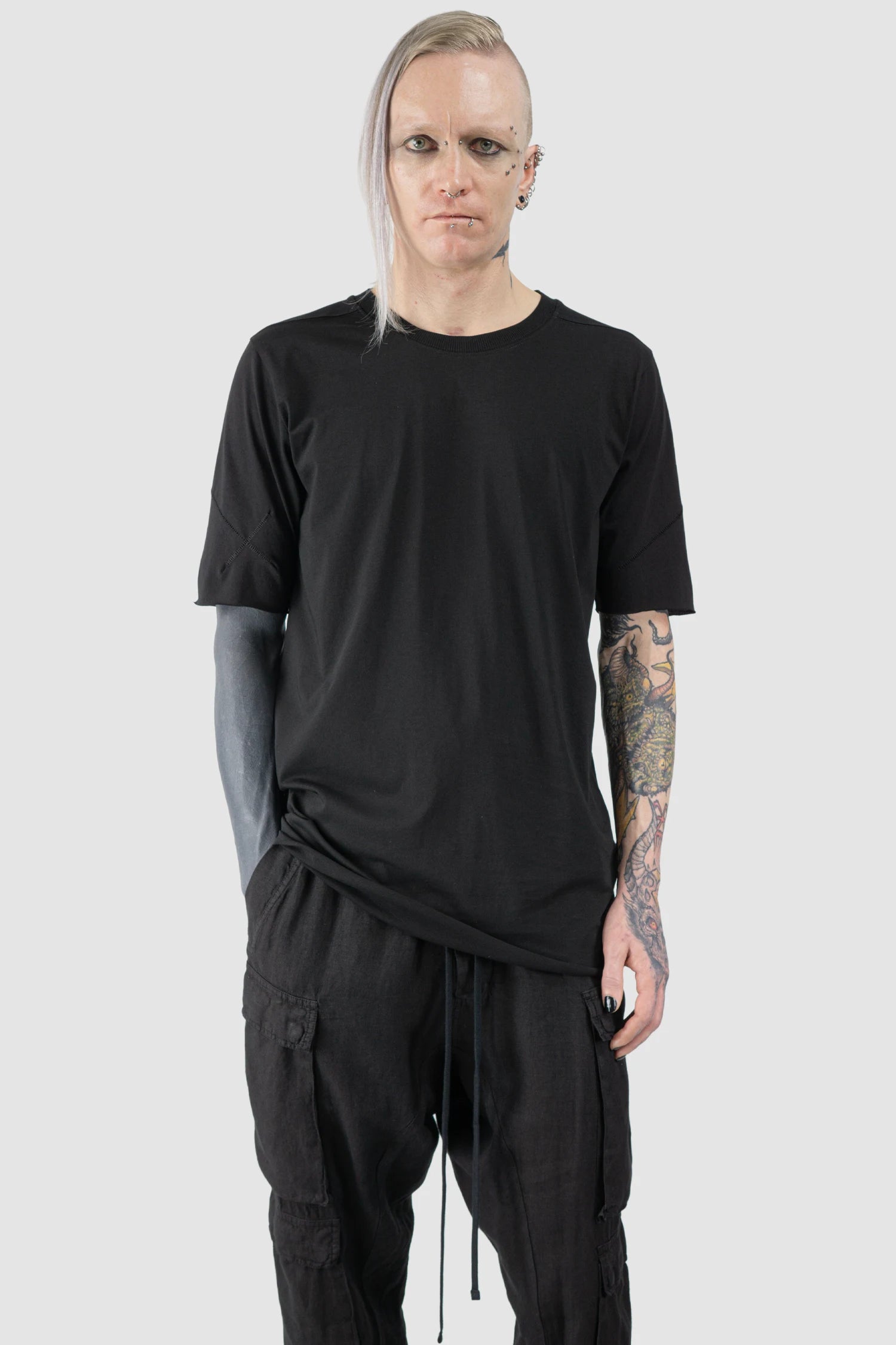 Black Round Neck Cotton T-Shirt