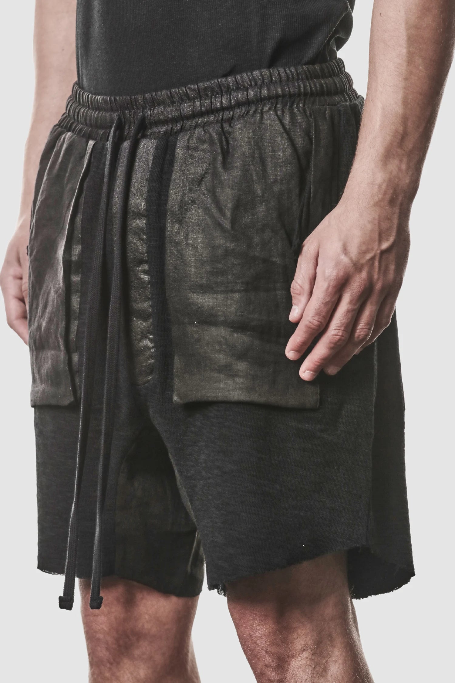 Schwarze Cargo-Shorts mit Patch-Pockets