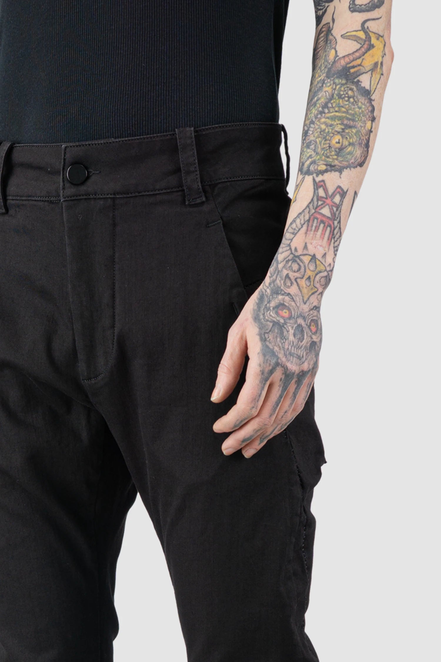 Thom Krom - Men’s Black Stretch Cotton Denim Trousers M-T-102 waist detail view