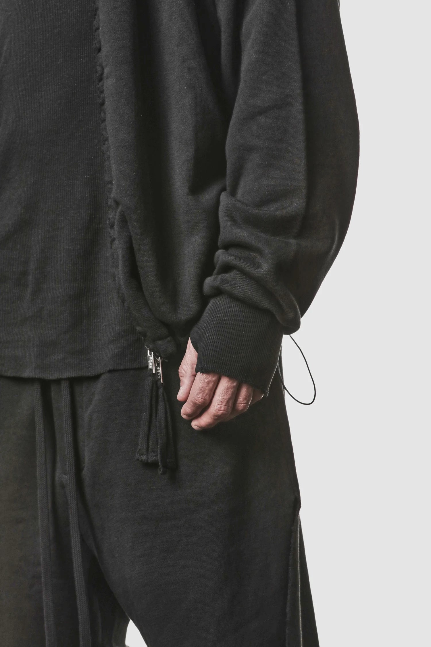 Schwarzer Double-Layer-Hoodie aus Baumwolle