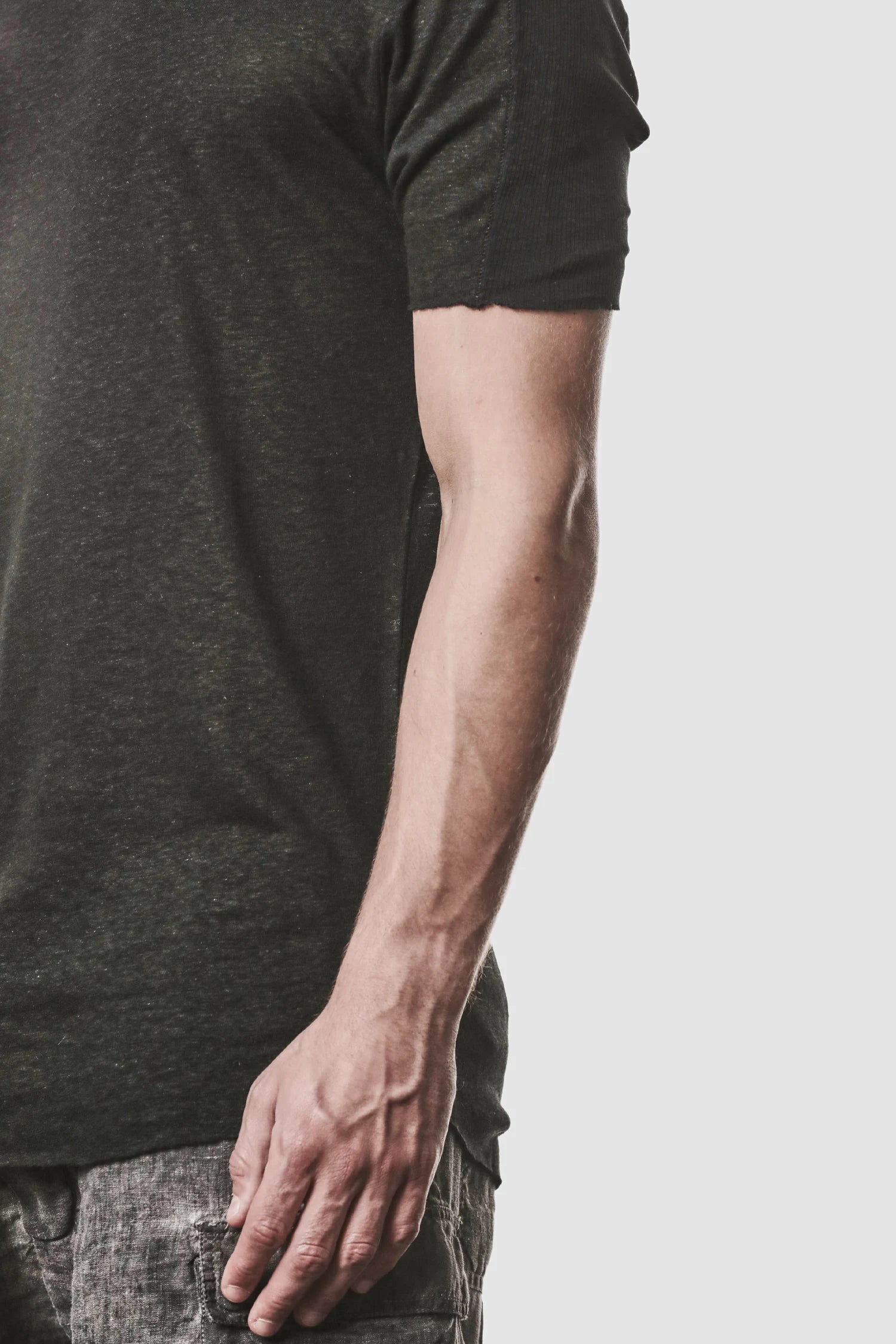 Thom Krom - model front side detail view of men’s Black Linen-Viscose Mix Jersey T-Shirt