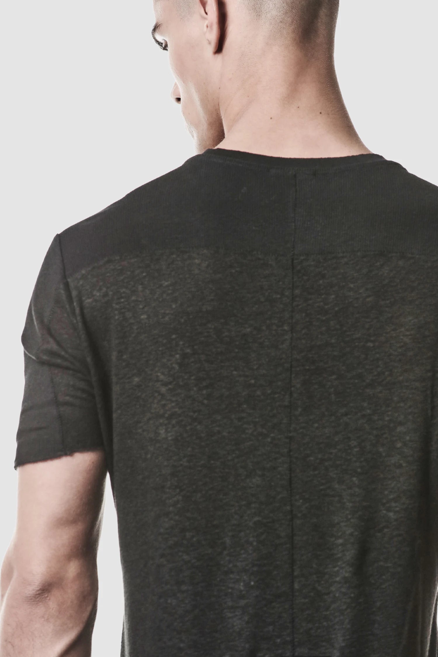 Thom Krom - model back detail view of men’s Black Linen-Viscose Mix Jersey T-Shirt