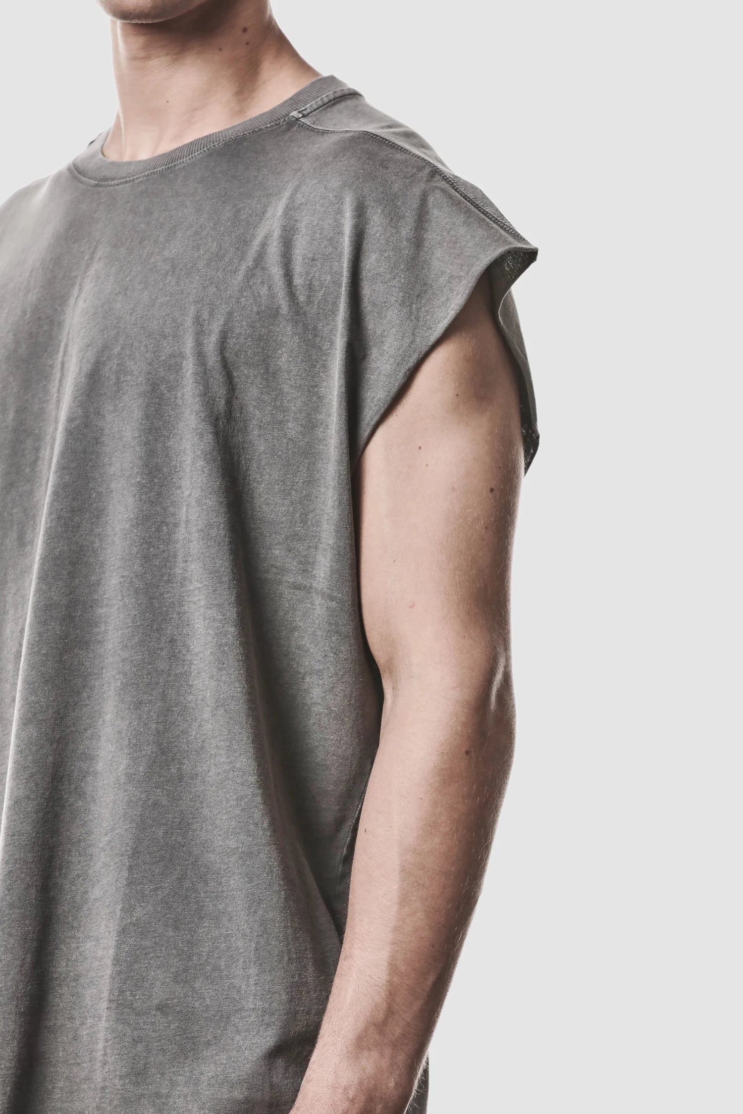 Thom Krom - model front side detail view of men’s Grey Oversized Round Neck Tank Top