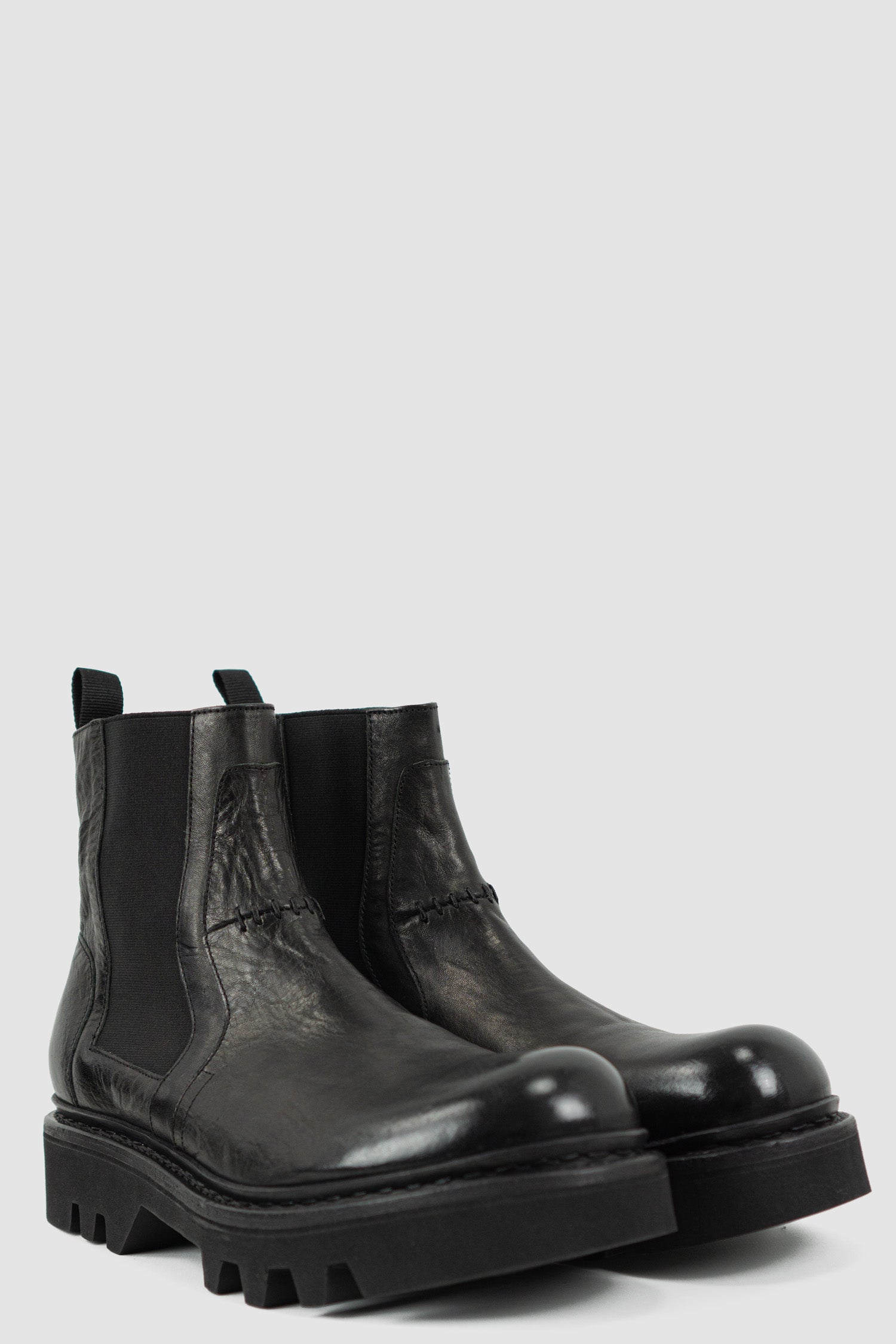 BOOTS ► MONO-KROM | GALLERY