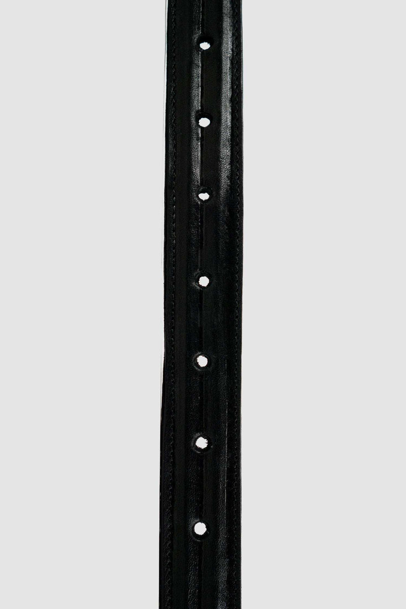 Close up view of Black Veined Leather Belt with steel buckle and adjustable straps, _0.HIDE