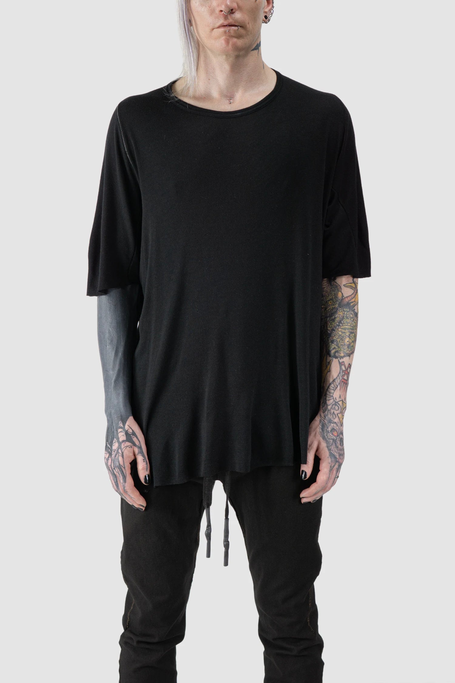 69 by Isaac Sellam - model front view of Black Long Leather Spine Cashmere Blend Raglan T-Shirt
