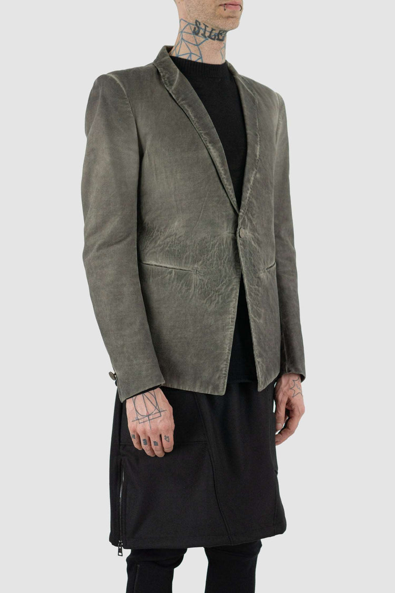 Avant Garde Boris Bidjan Saberi grey cold dyed Blazer Jacket for Men in Slim Fit Sizing and burned Steel Buttons, right side.
