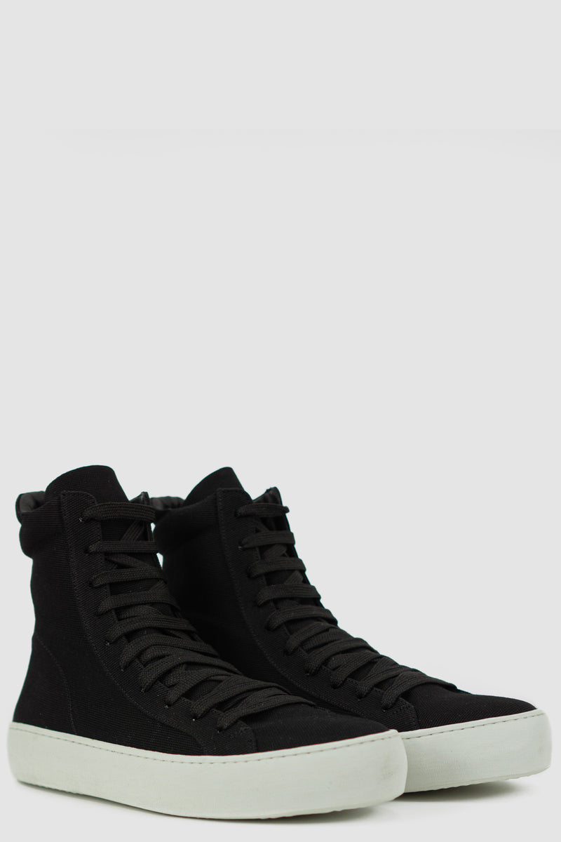 Front view of Emanuel Canvas Sneaker B/W with 10 eyelets, THE LAST CONSPIRACY