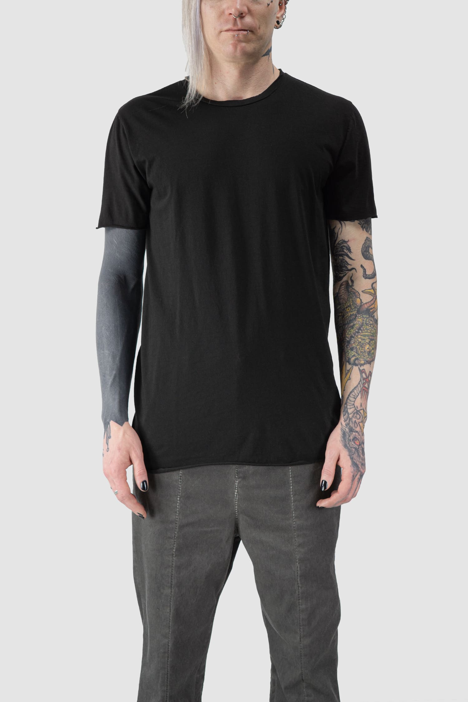 MD75 - front view of black Light Cotton Slim Fit Short Sleeve T-Shirt