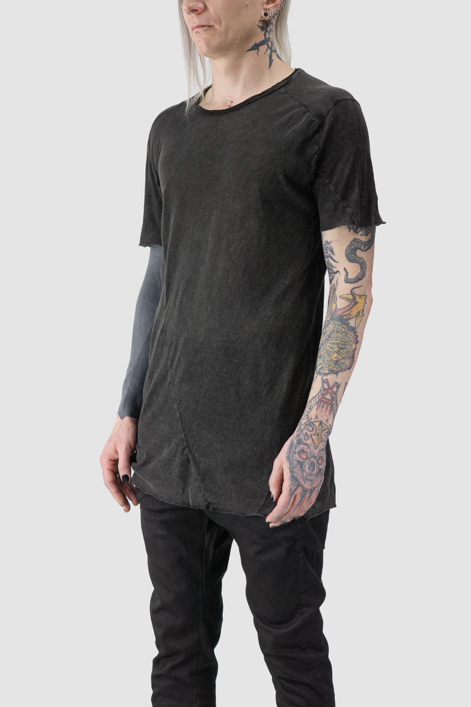 MD75 - front side view of grey Object Dyed and Washed Light Cotton T-Shirt