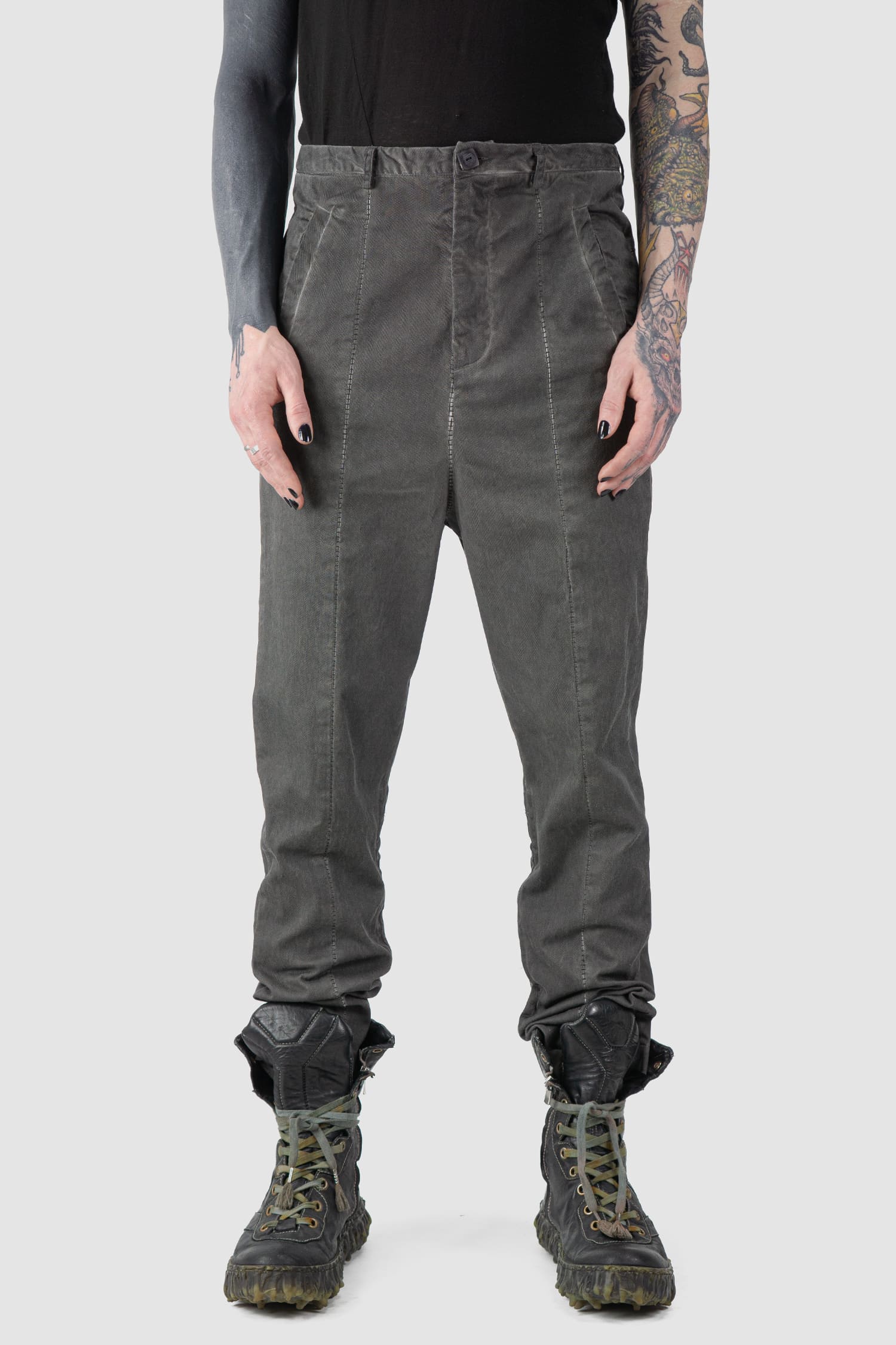 MD75 - front view of grey Raffable Low Crotch Stretch Cotton Trousers