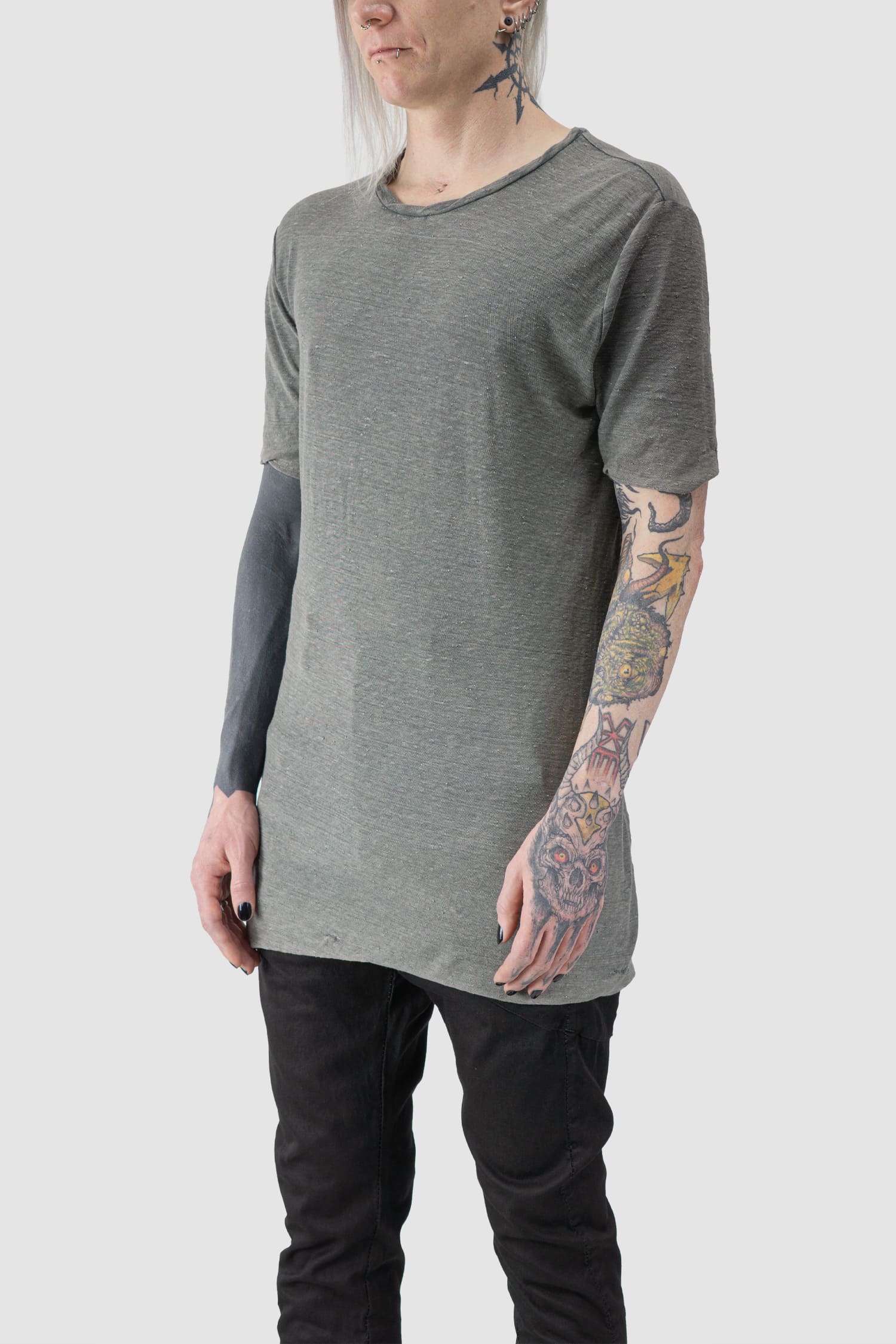 MD75 - front side view of grey Vintage Washed Short Sleeve Cotton T-Shirt