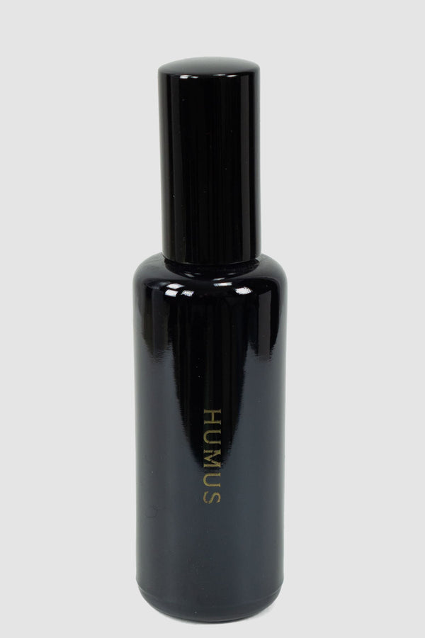 Mad et Len - front view of the Humus eau de parfum in 50ml package.