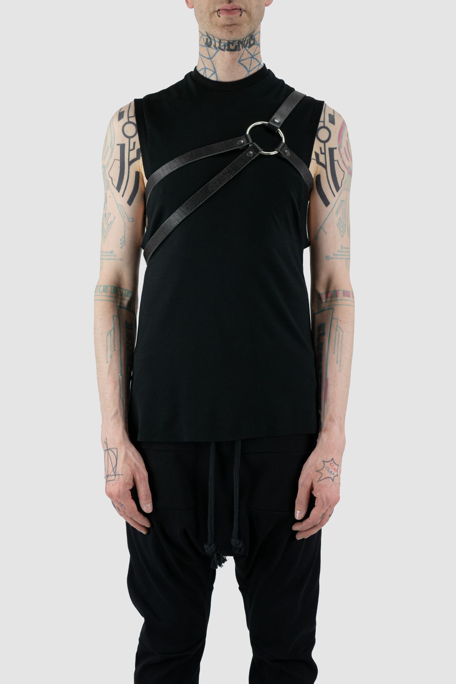 Obectra Studio - Model 2 view of black double strap leather harness with adjustable buckles, large metal ring, Permanent Collection.